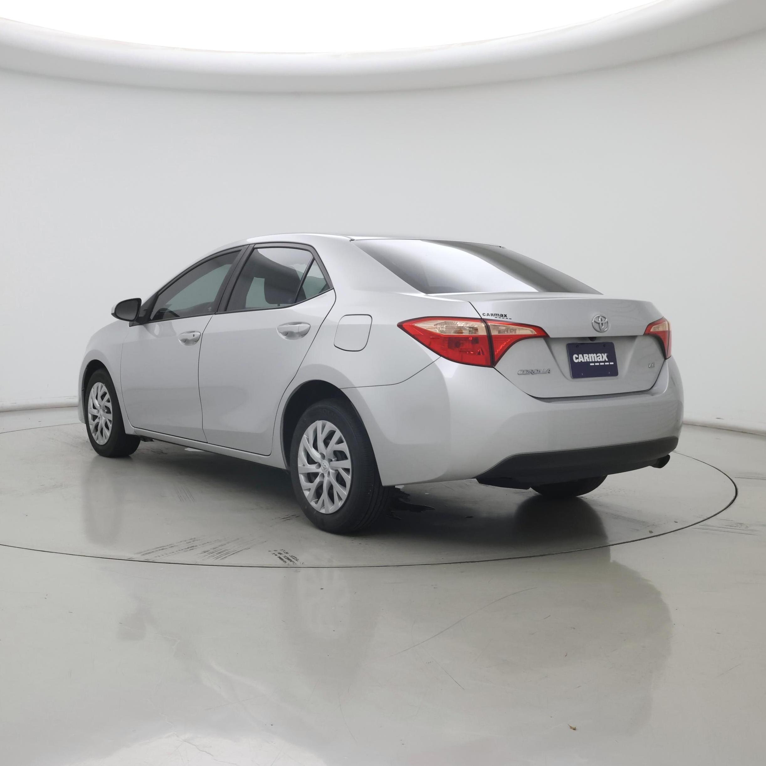 Thumbnail: 2017 Toyota Corolla - 2