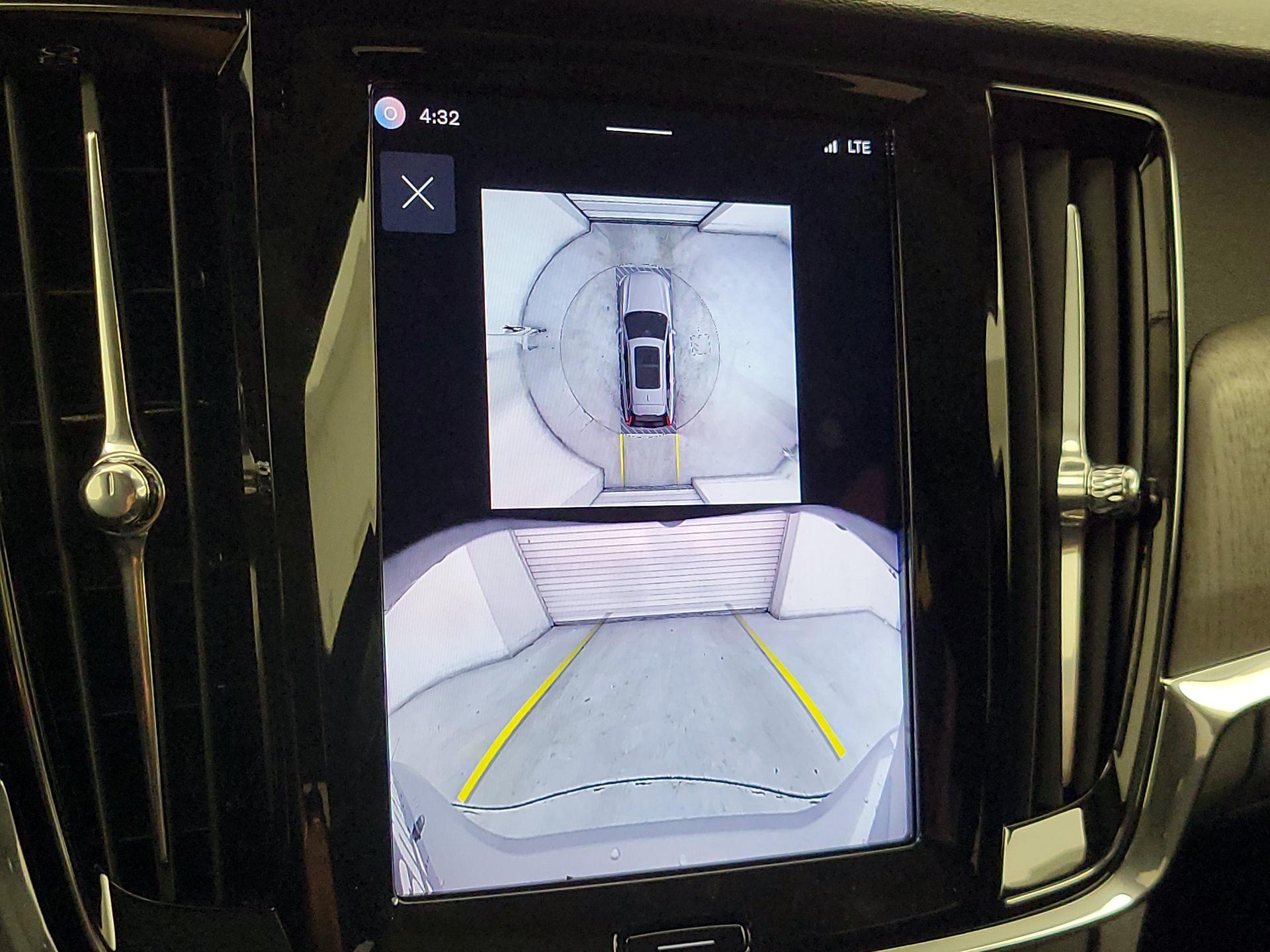 Thumbnail: 2025 Volvo S90 - 14