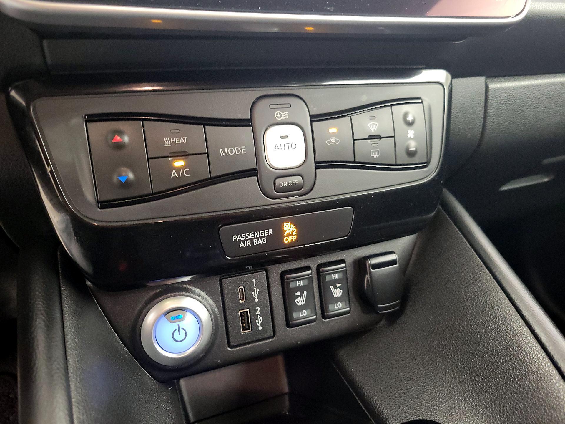 Thumbnail: 2022 Nissan Leaf - 16