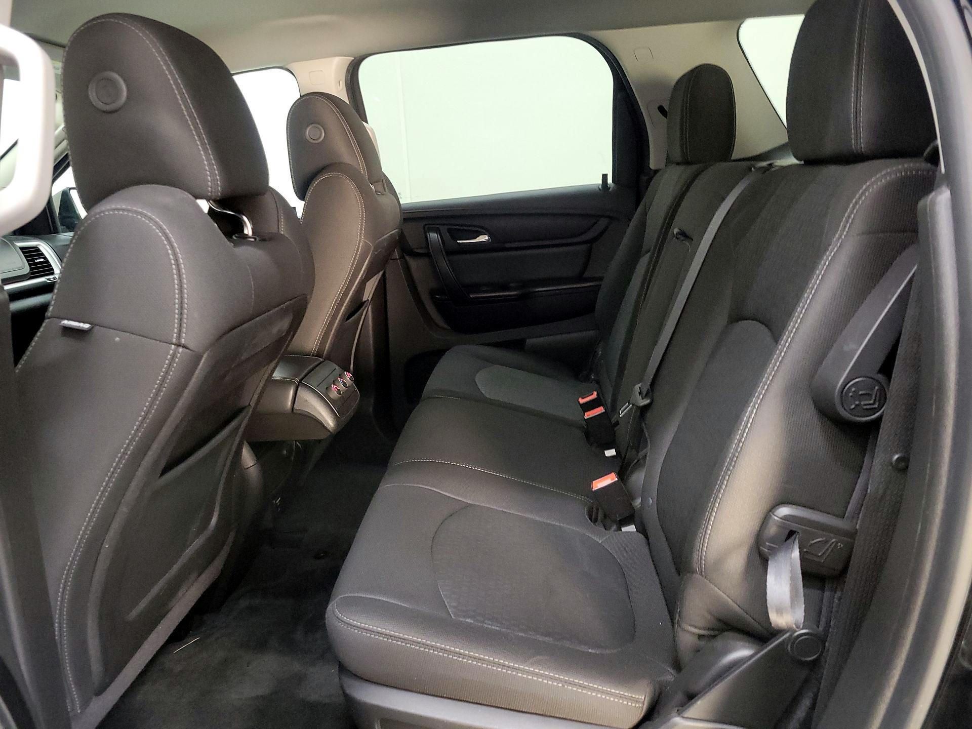 Thumbnail: 2016 GMC Acadia - 19