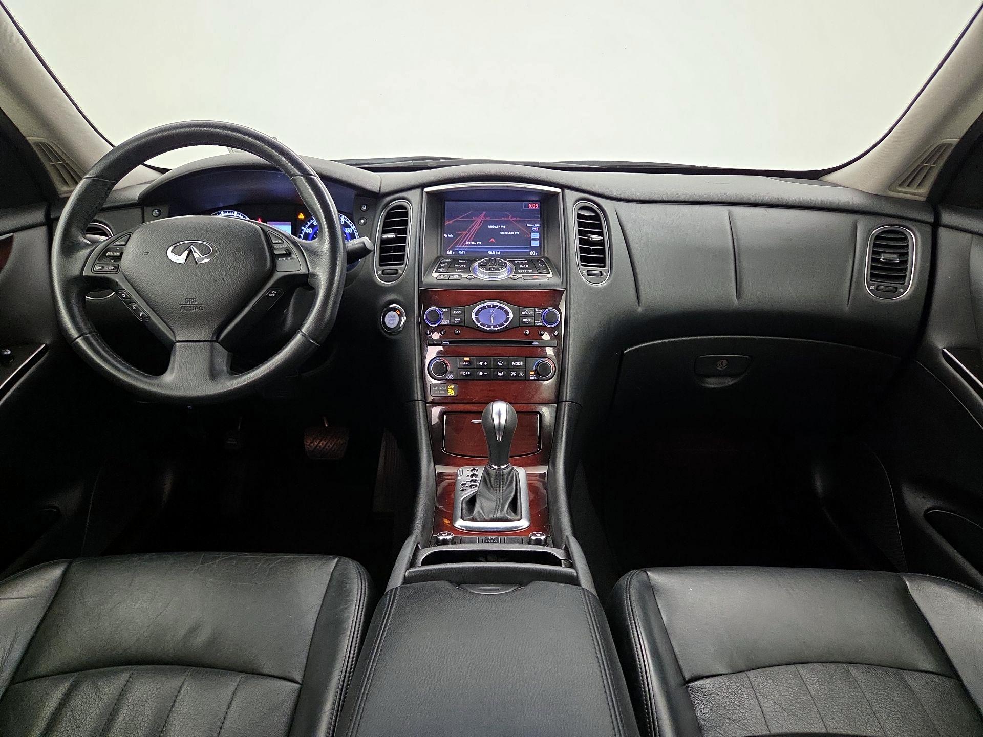 Thumbnail: 2016 INFINITI QX50 - 9