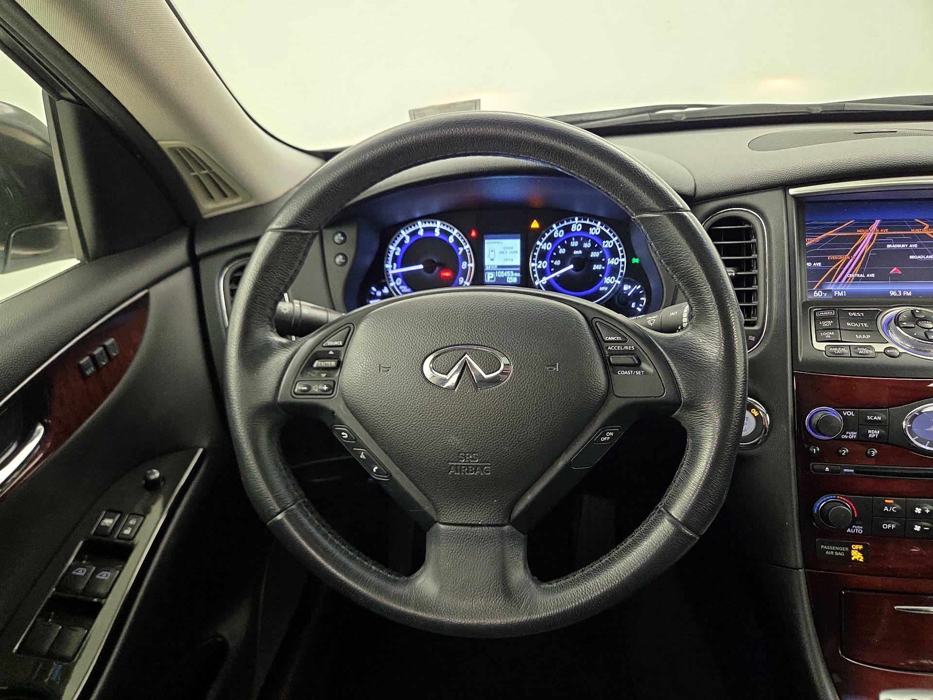 Thumbnail: 2016 INFINITI QX50 - 10