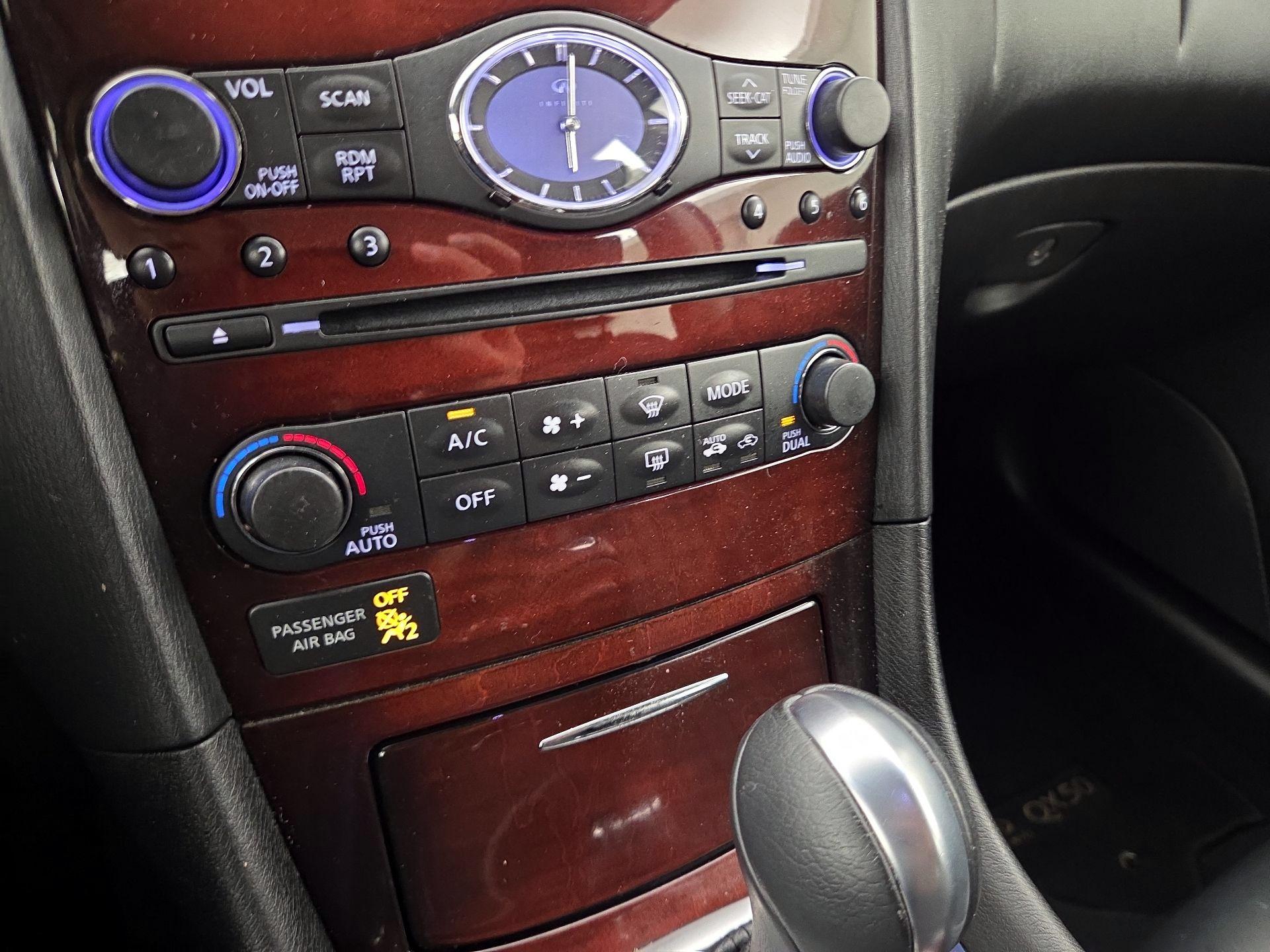 Thumbnail: 2016 INFINITI QX50 - 17