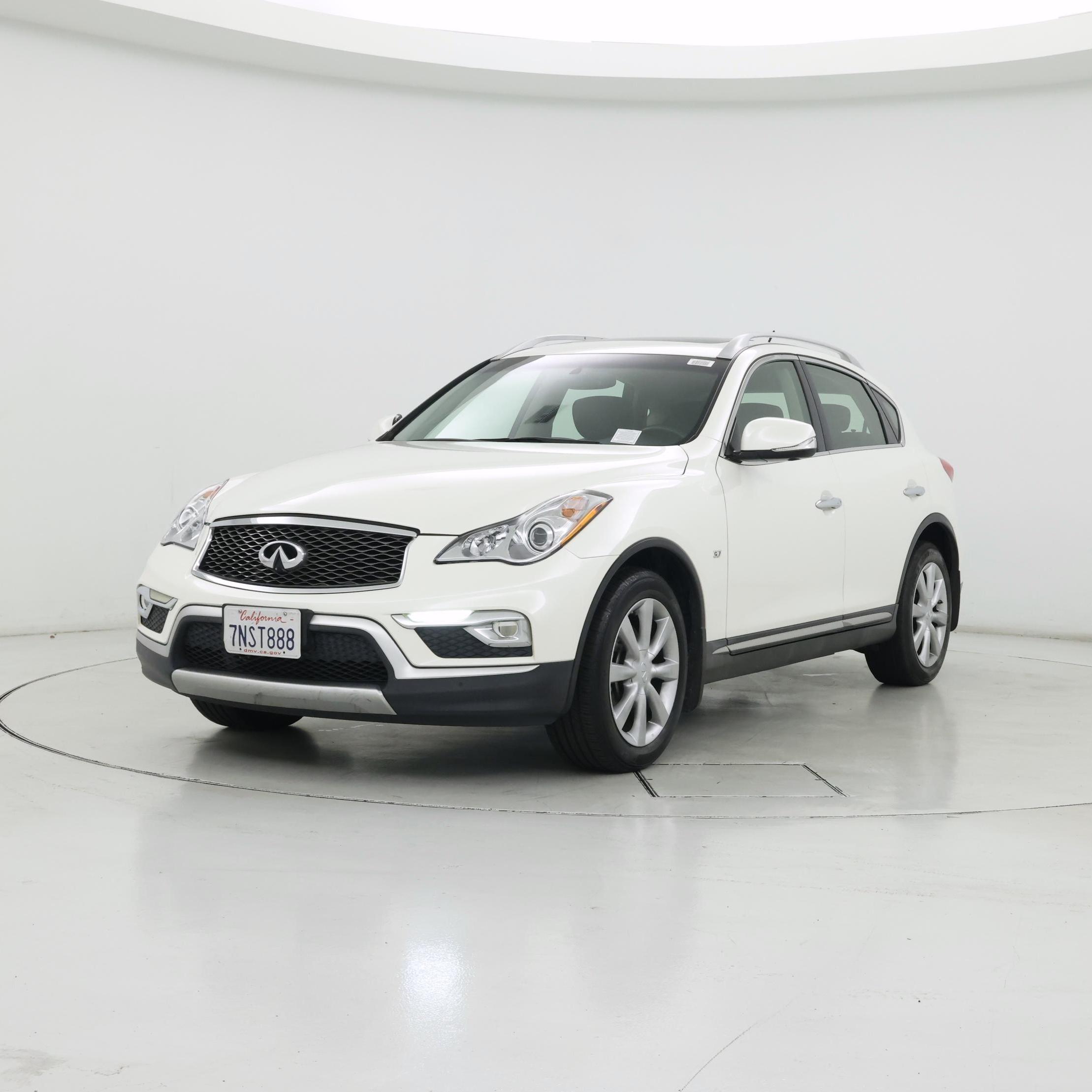 Thumbnail: 2016 INFINITI QX50 - 4