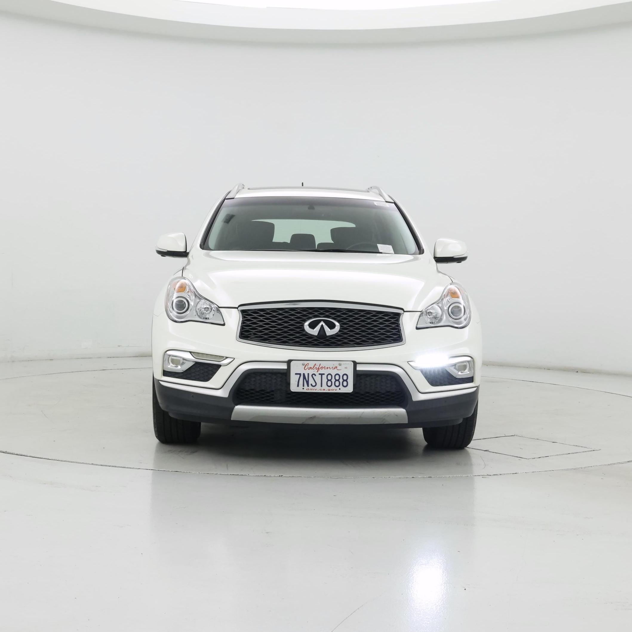 Thumbnail: 2016 INFINITI QX50 - 5