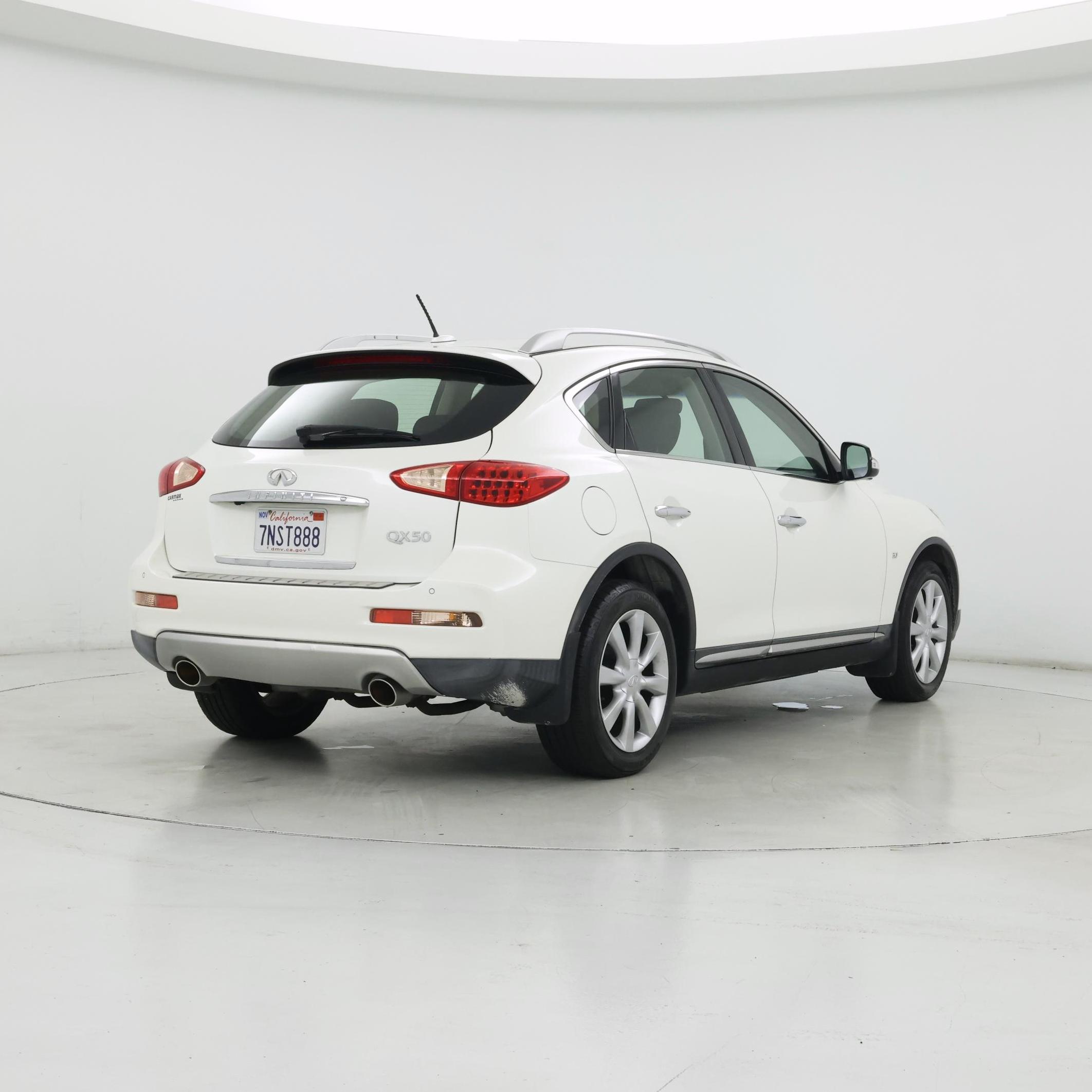 Thumbnail: 2016 INFINITI QX50 - 8