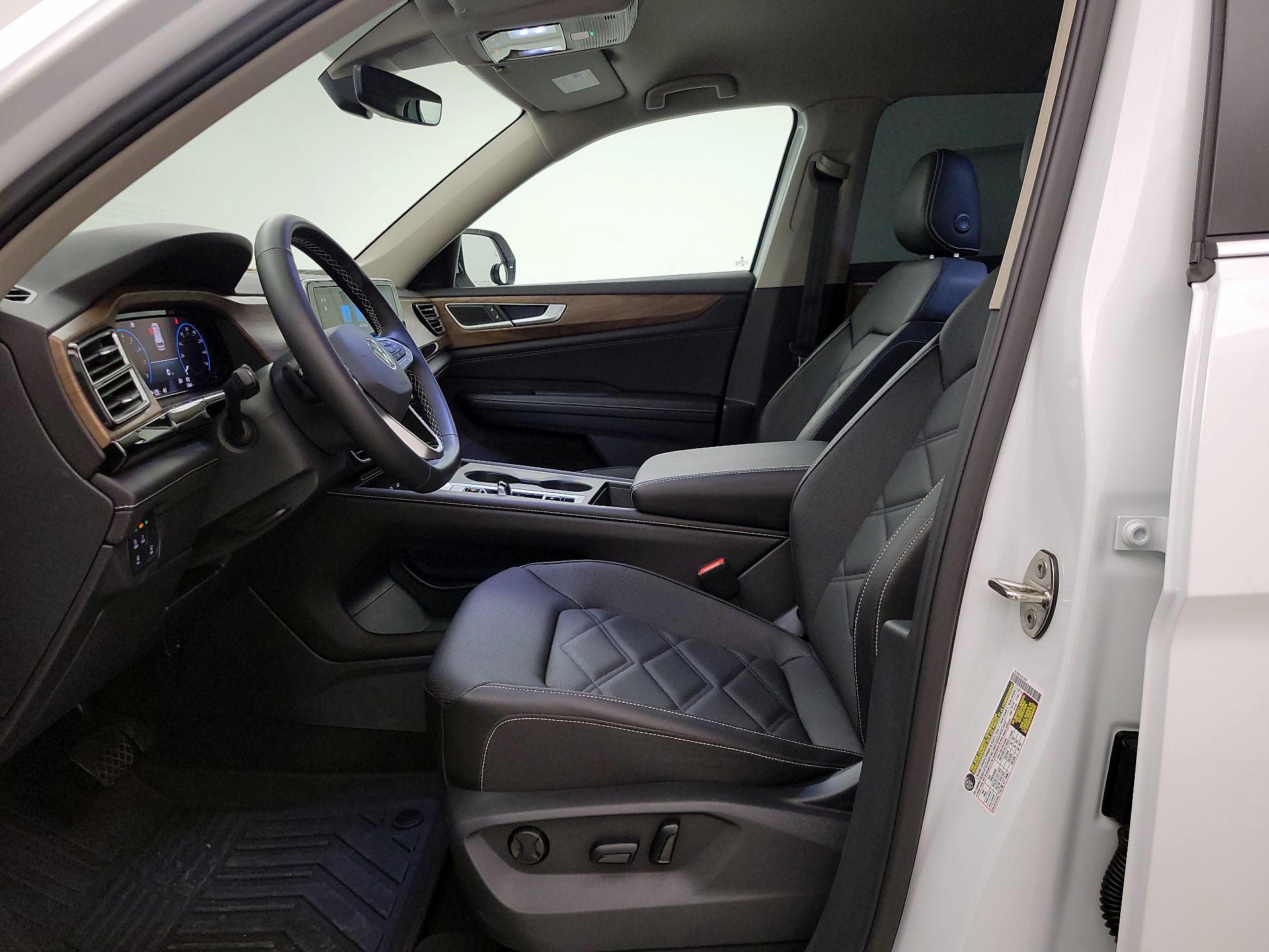 Thumbnail: 2026 Volkswagen Atlas - 11