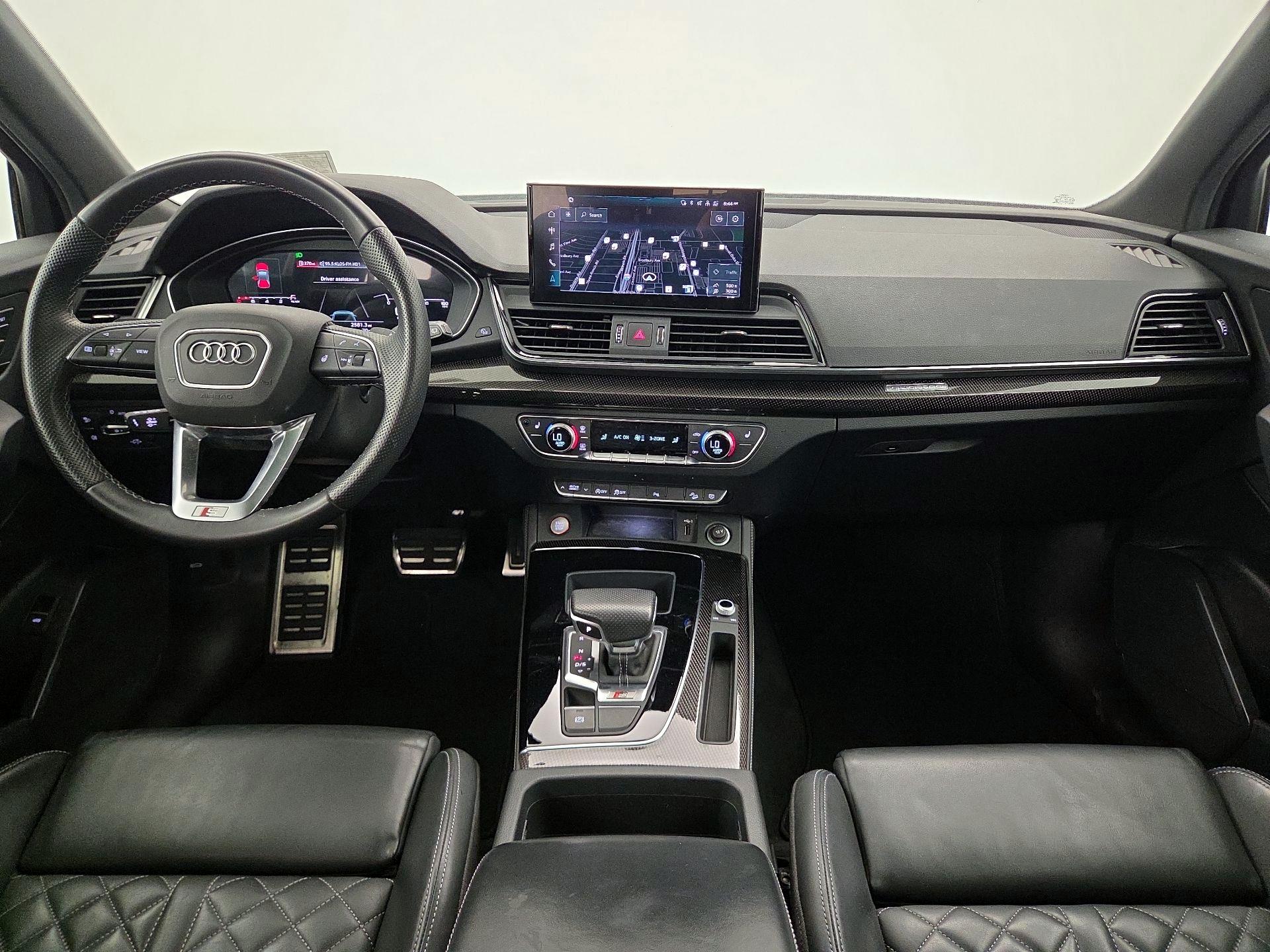 Thumbnail: 2022 Audi SQ5 - 9