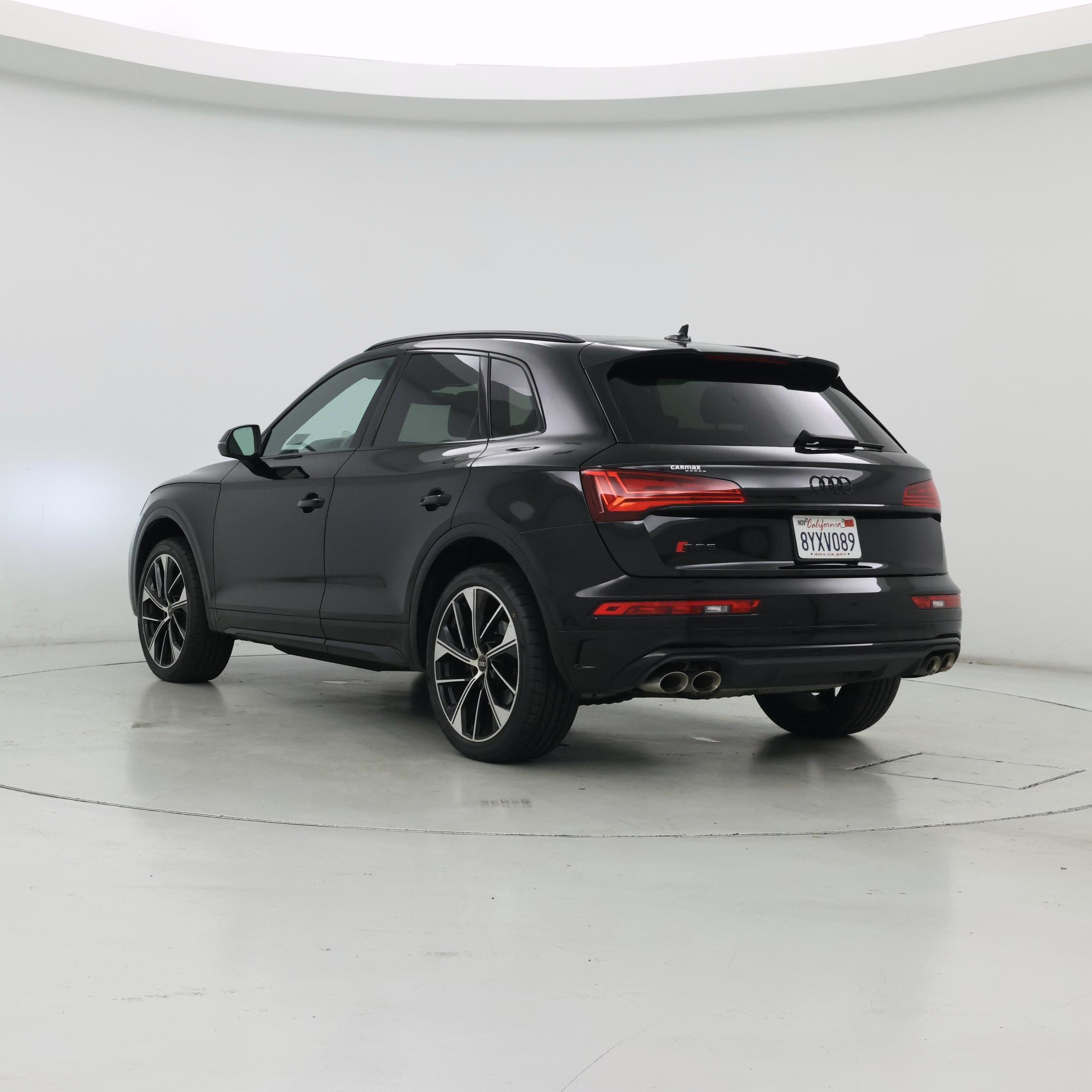 Thumbnail: 2022 Audi SQ5 - 2