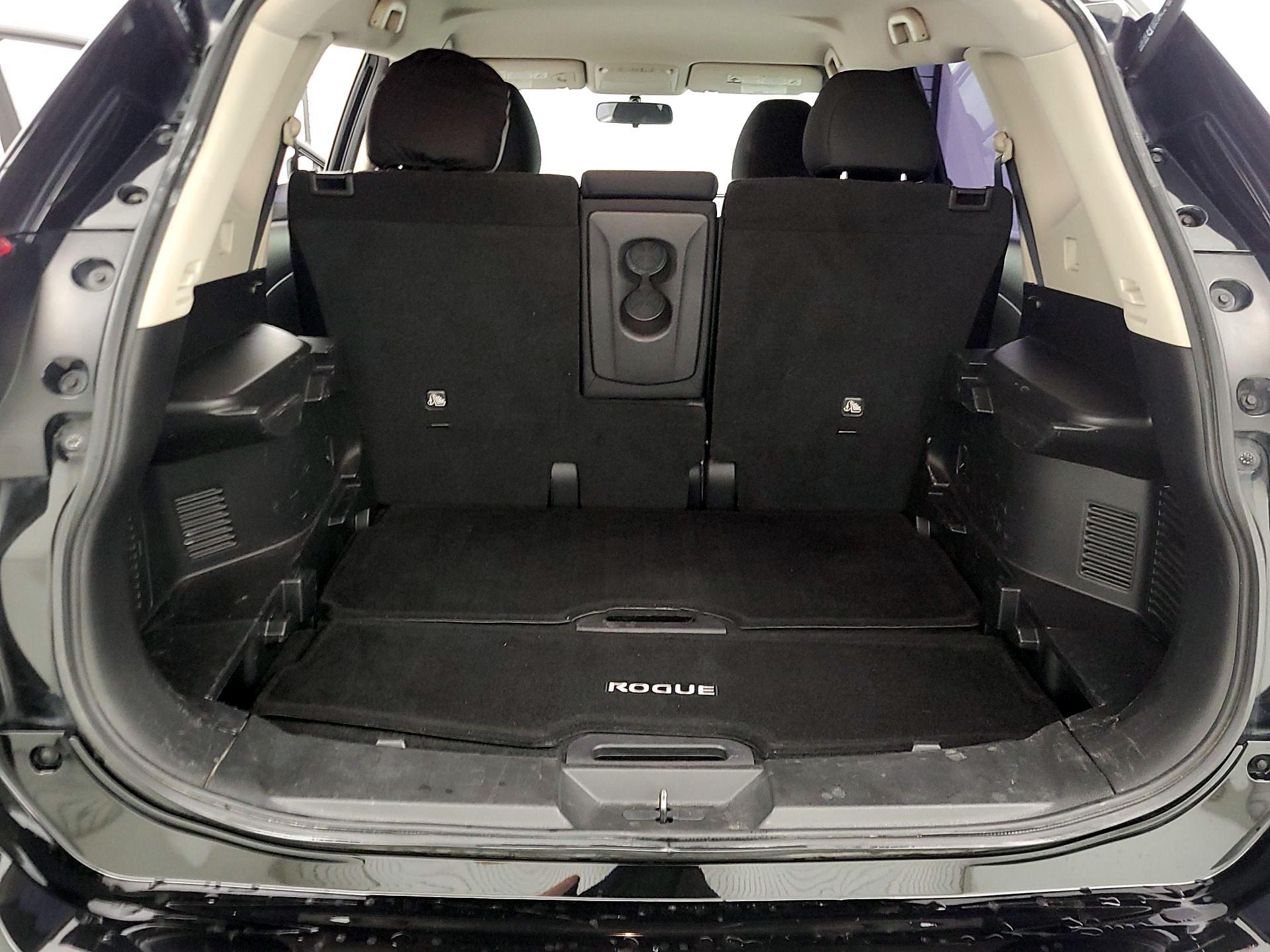 Thumbnail: 2018 Nissan Rogue - 20