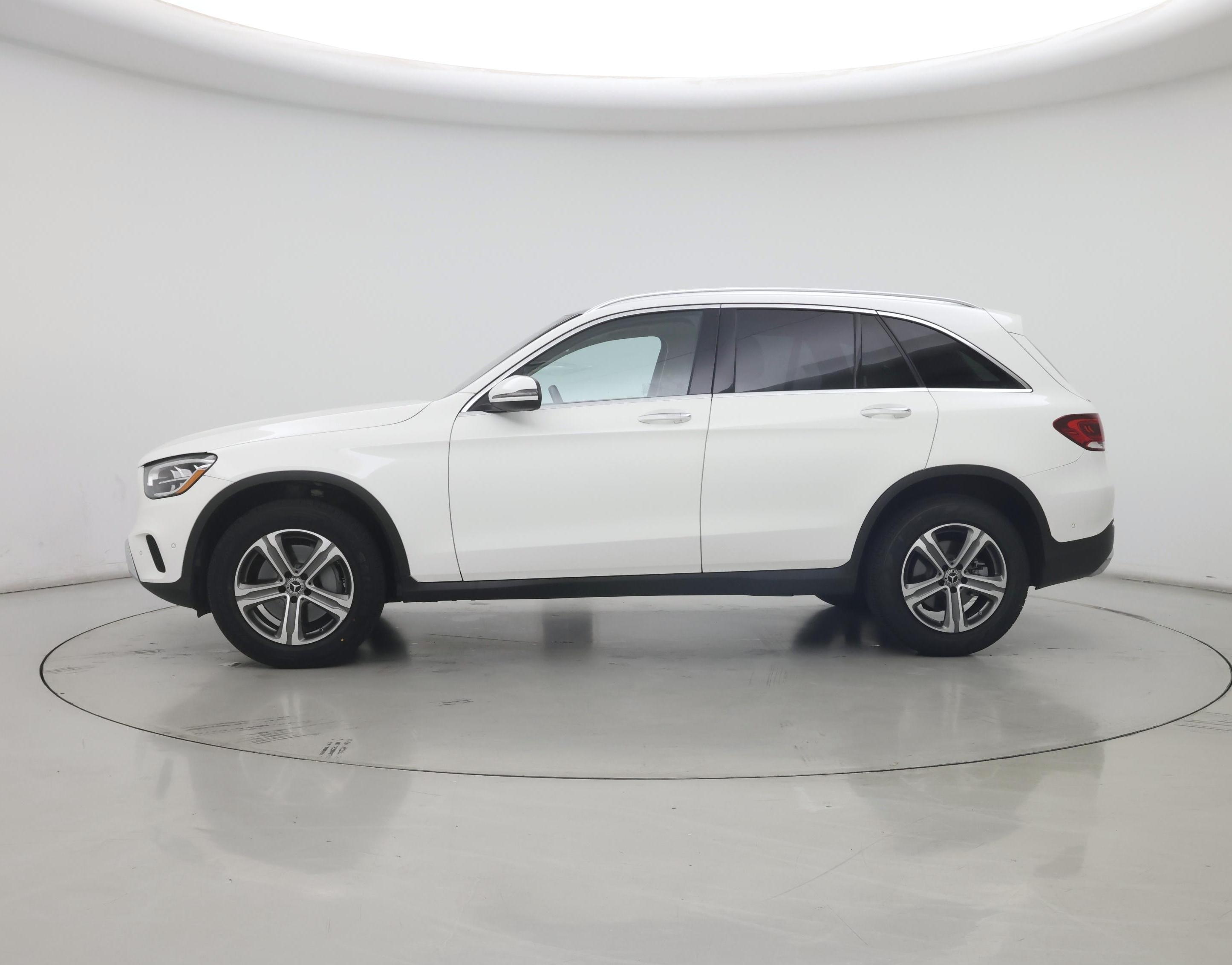 Thumbnail: 2022 Mercedes-Benz GLC - 3