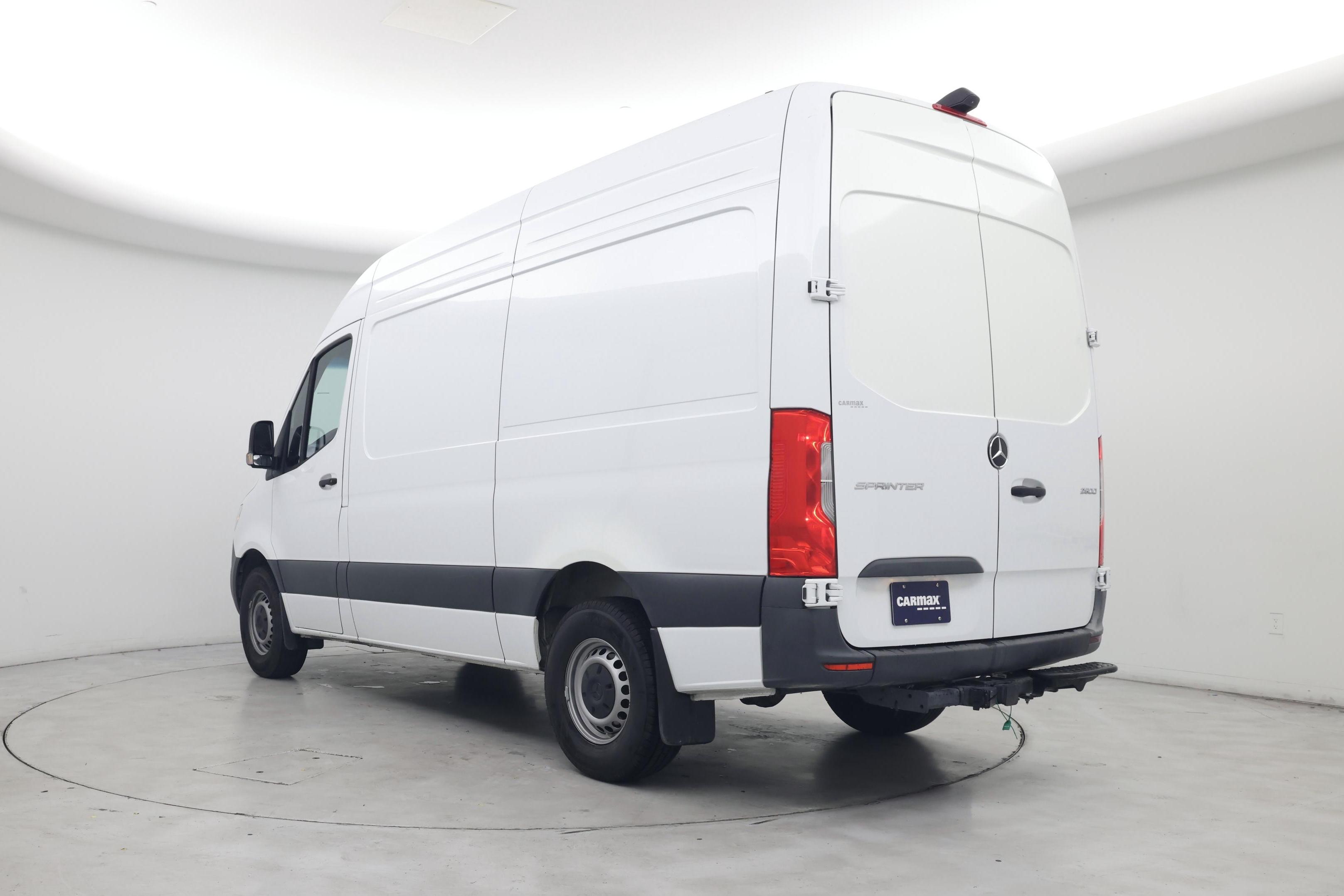 Thumbnail: 2025 Mercedes-Benz Sprinter - 2