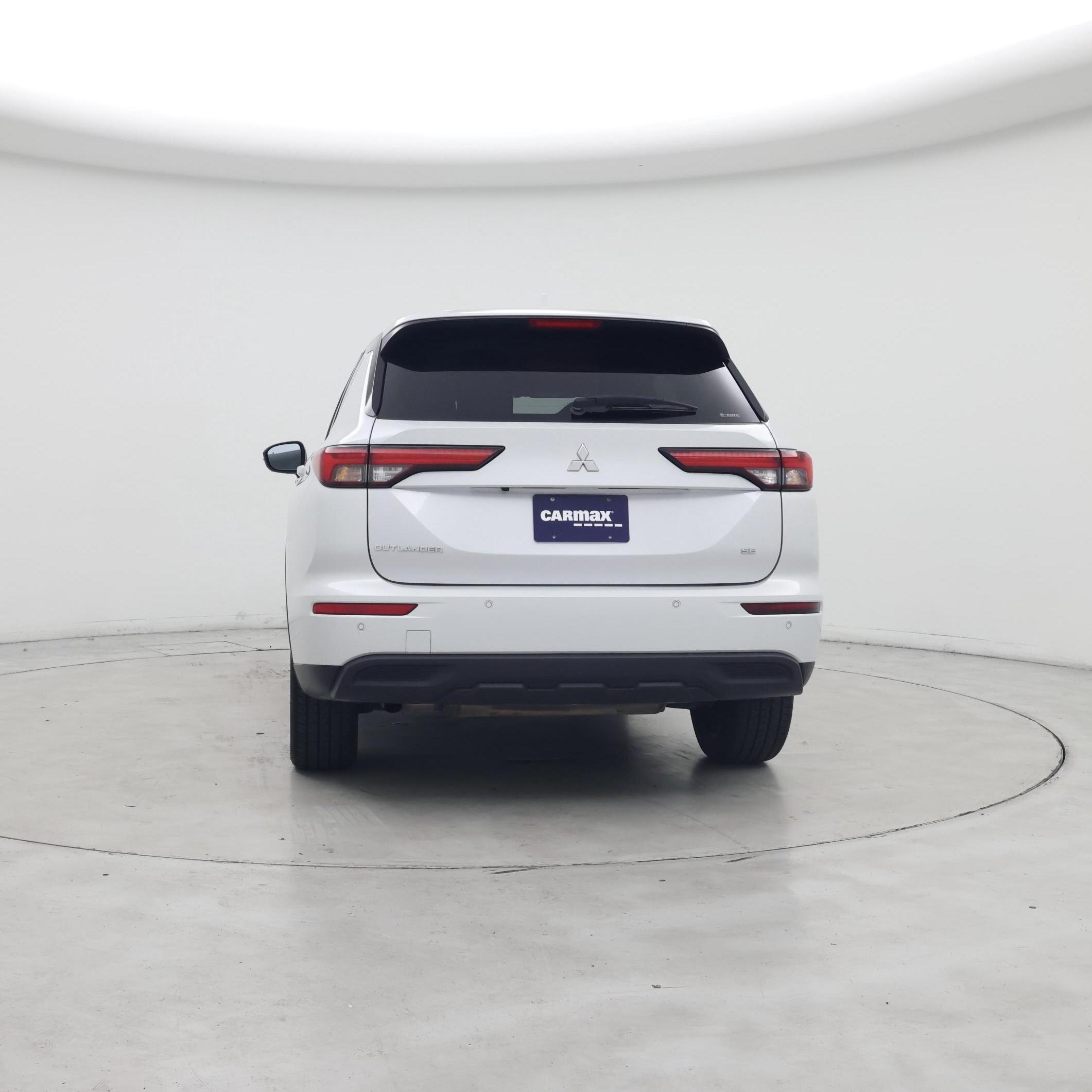 Thumbnail: 2024 Mitsubishi Outlander - 6
