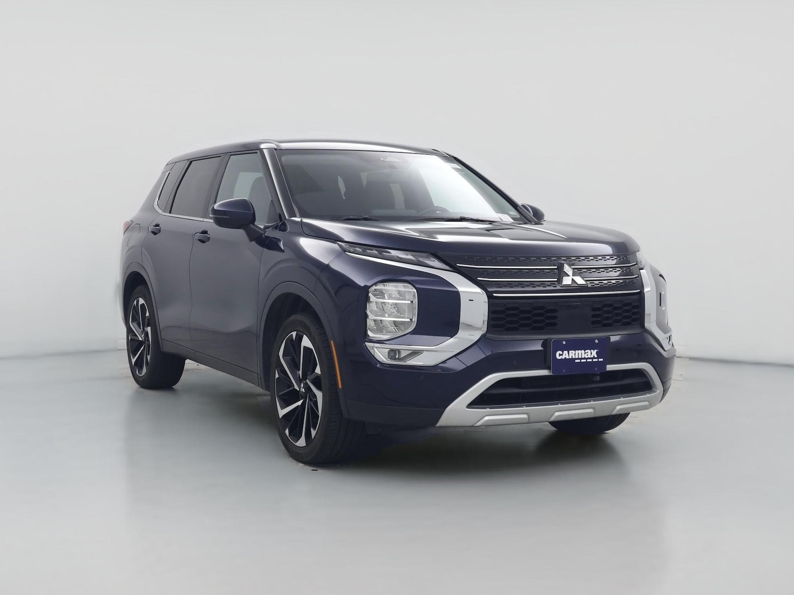 2024 Mitsubishi Outlander SE - Photo 1