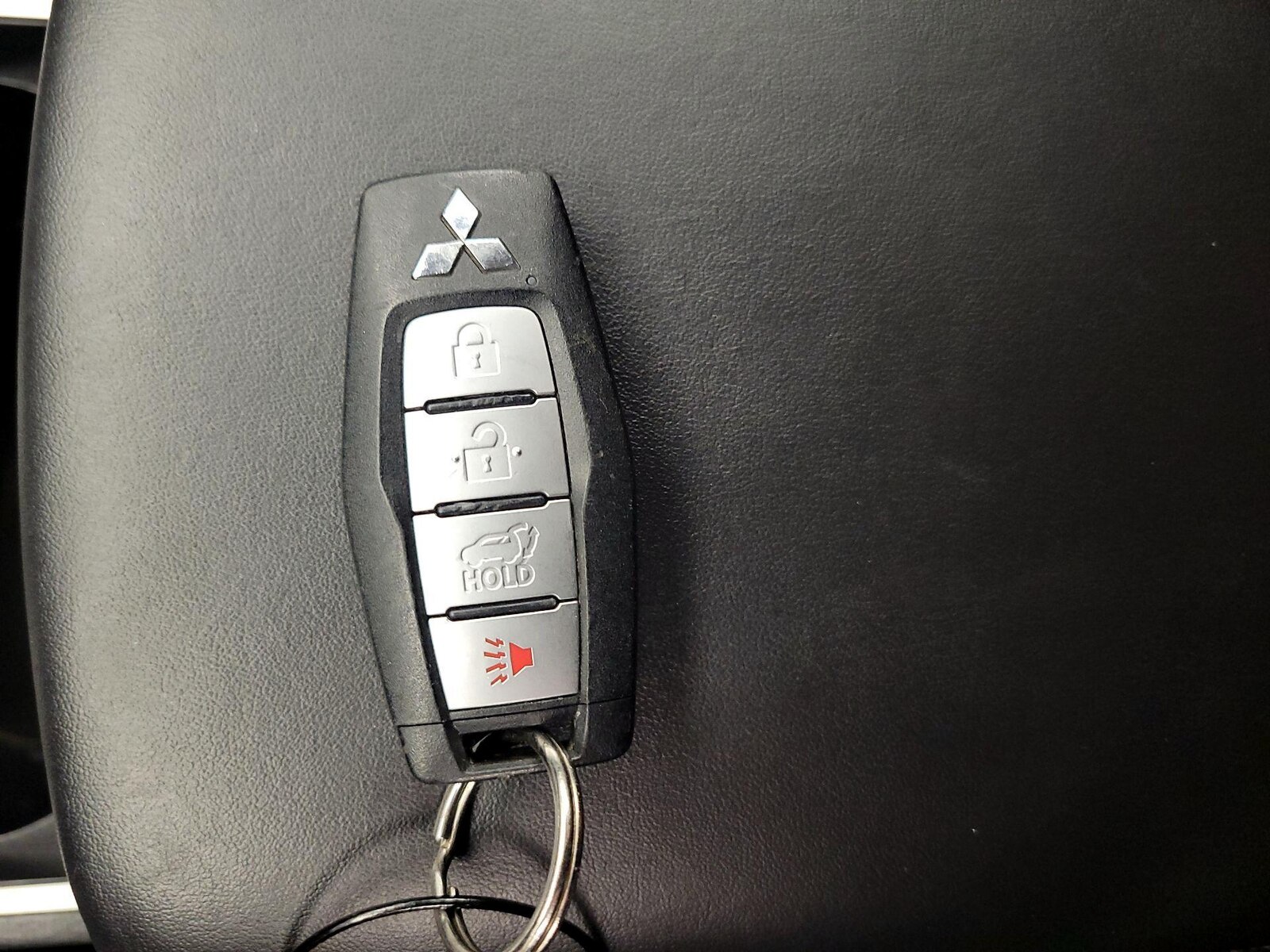2024 Mitsubishi Outlander SE - Photo 25