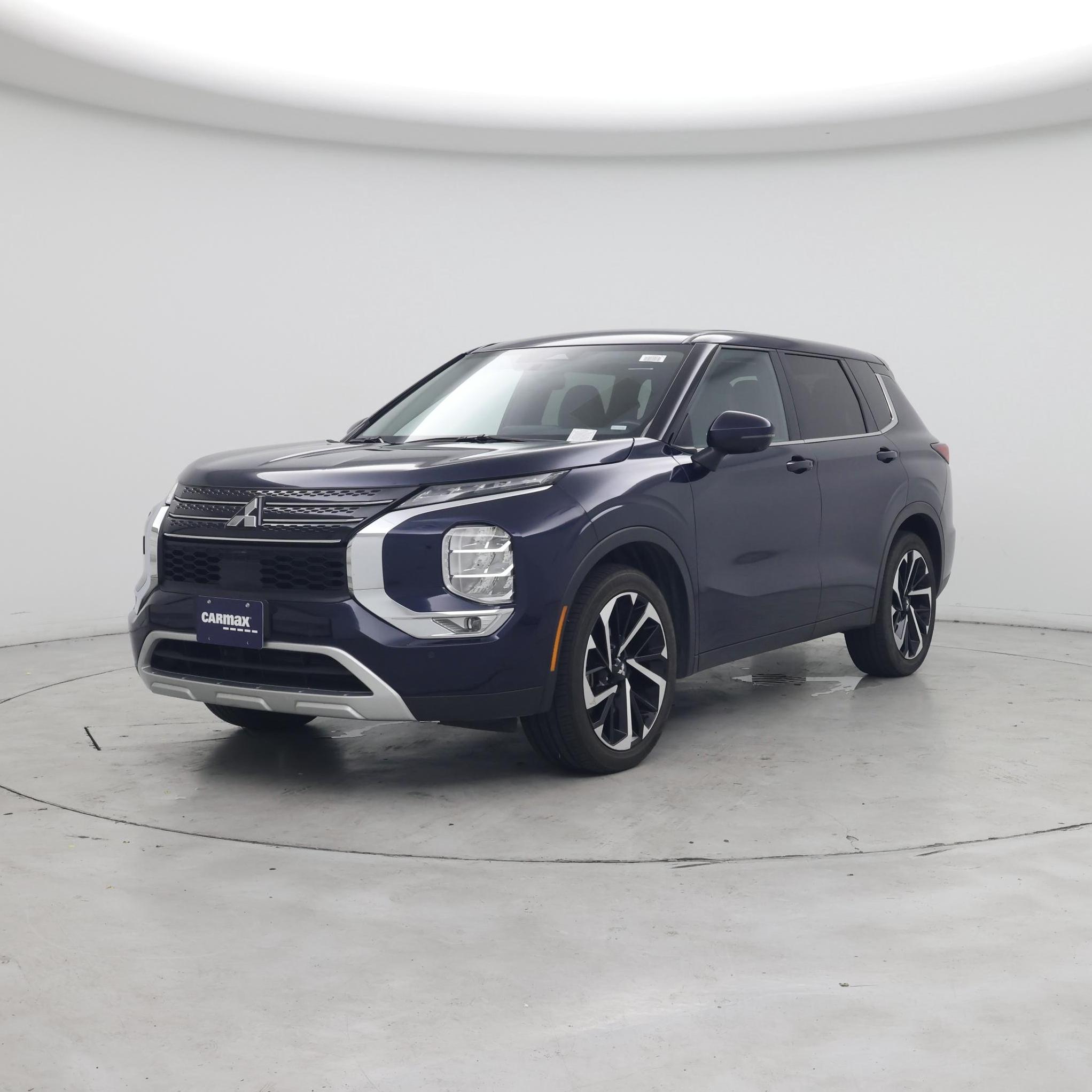 Thumbnail: 2024 Mitsubishi Outlander - 4