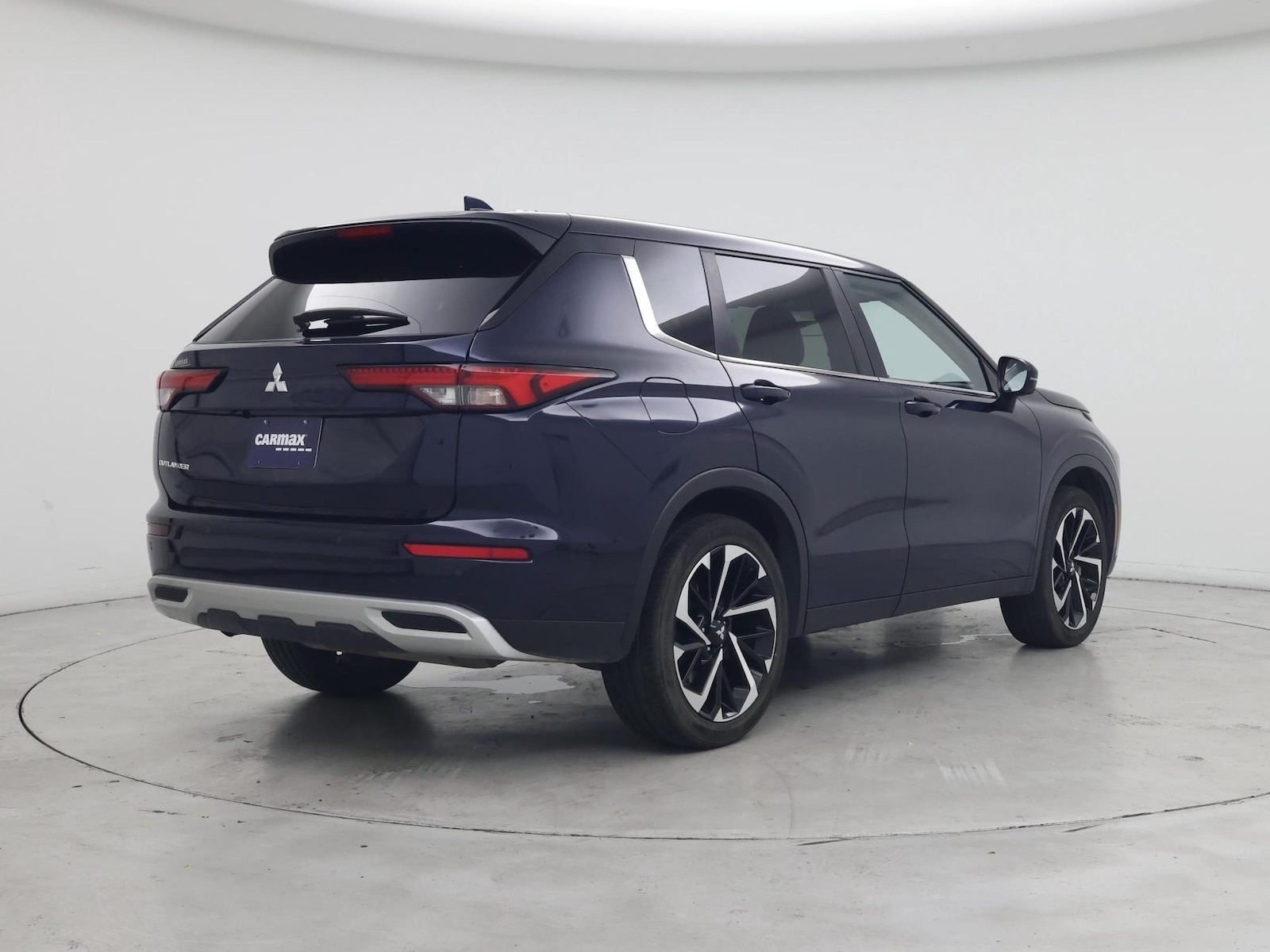 2024 Mitsubishi Outlander SE - Photo 9