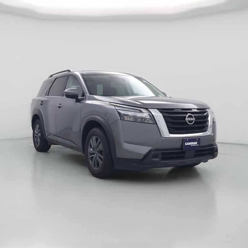 2023 Nissan Pathfinder SV