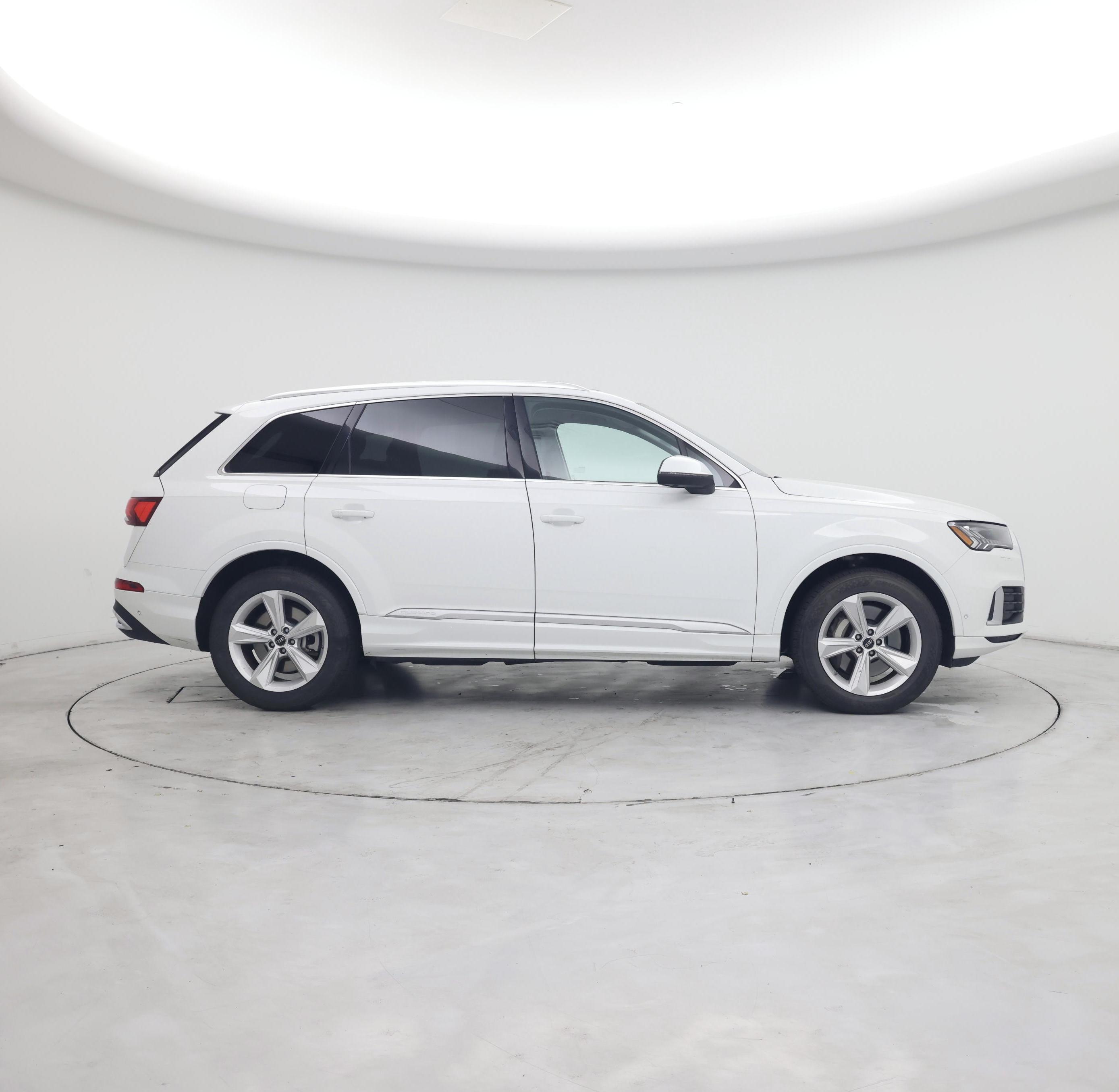 Thumbnail: 2024 Audi Q7 - 7