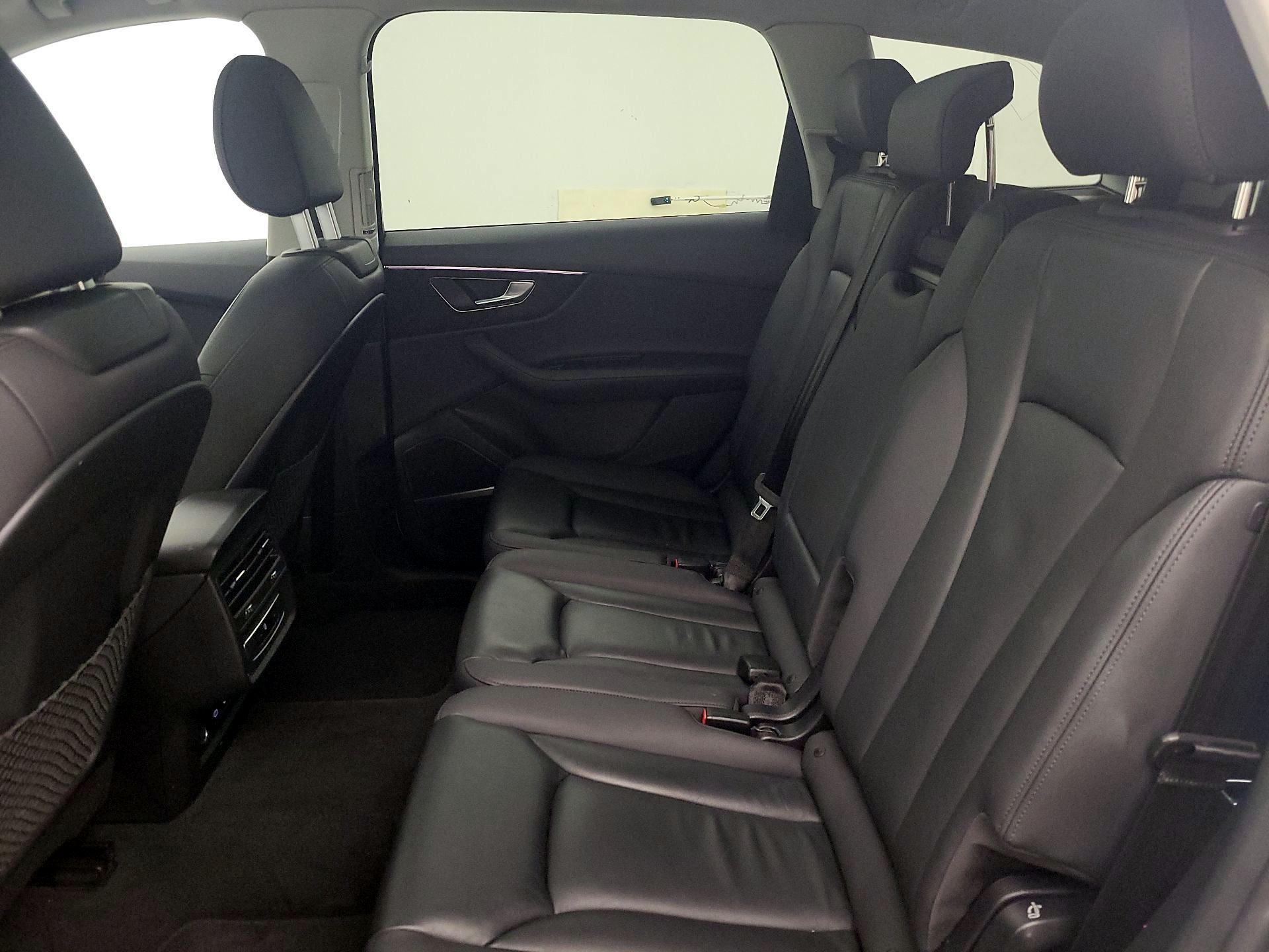 Thumbnail: 2024 Audi Q7 - 20