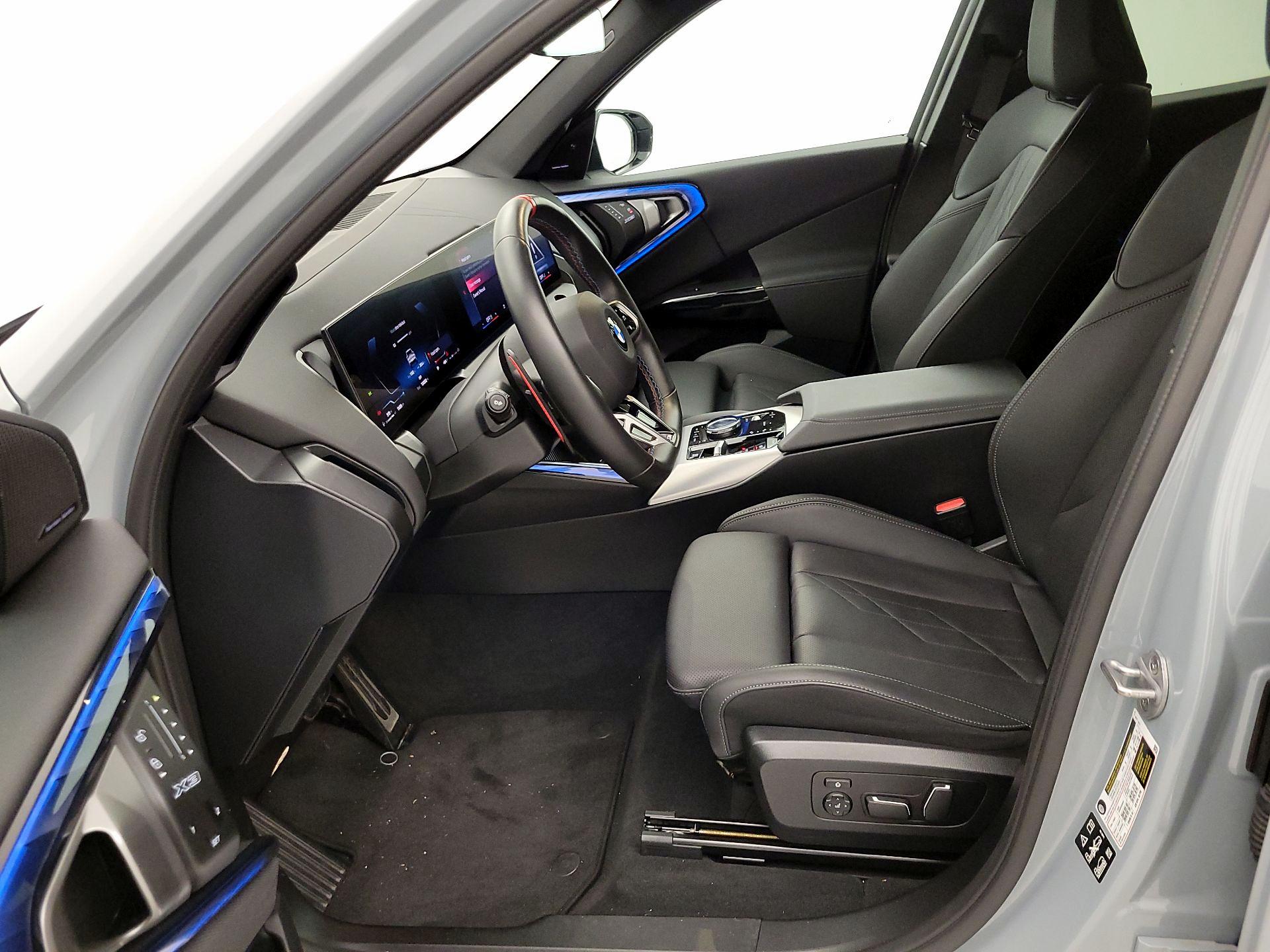 Thumbnail: 2026 BMW X3 - 11