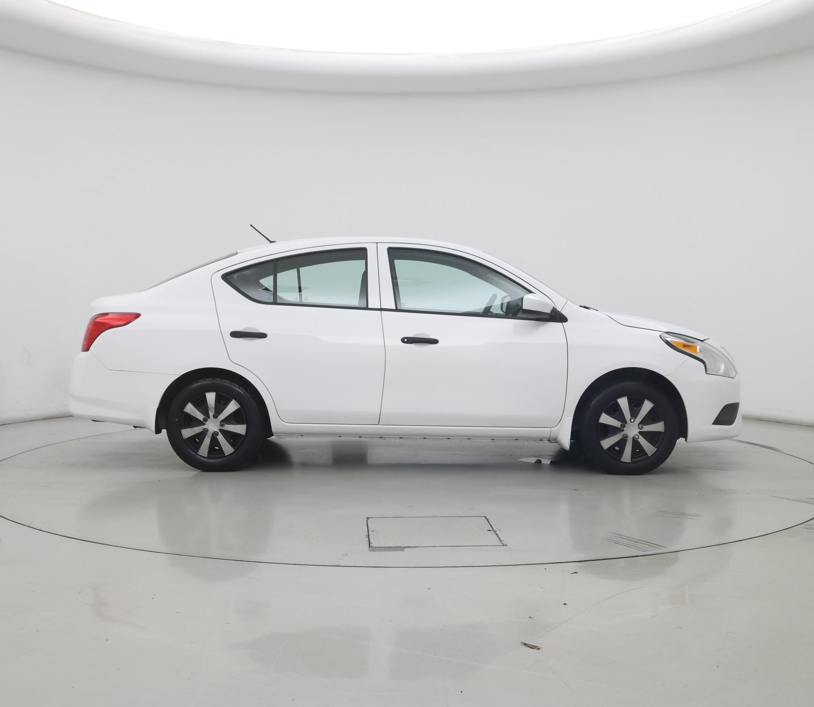 Thumbnail: 2017 Nissan Versa - 7