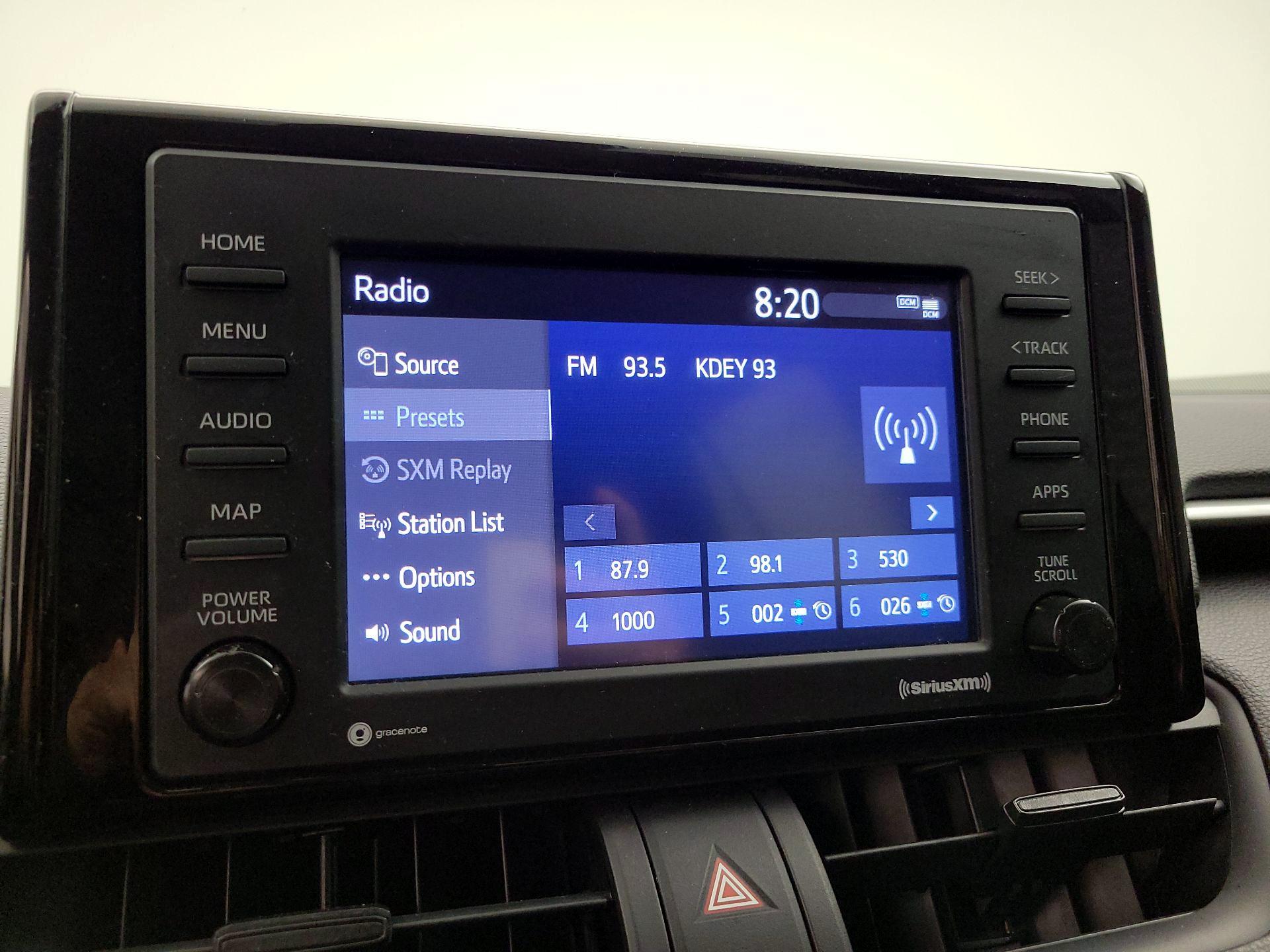Thumbnail: 2021 Toyota RAV4 - 16