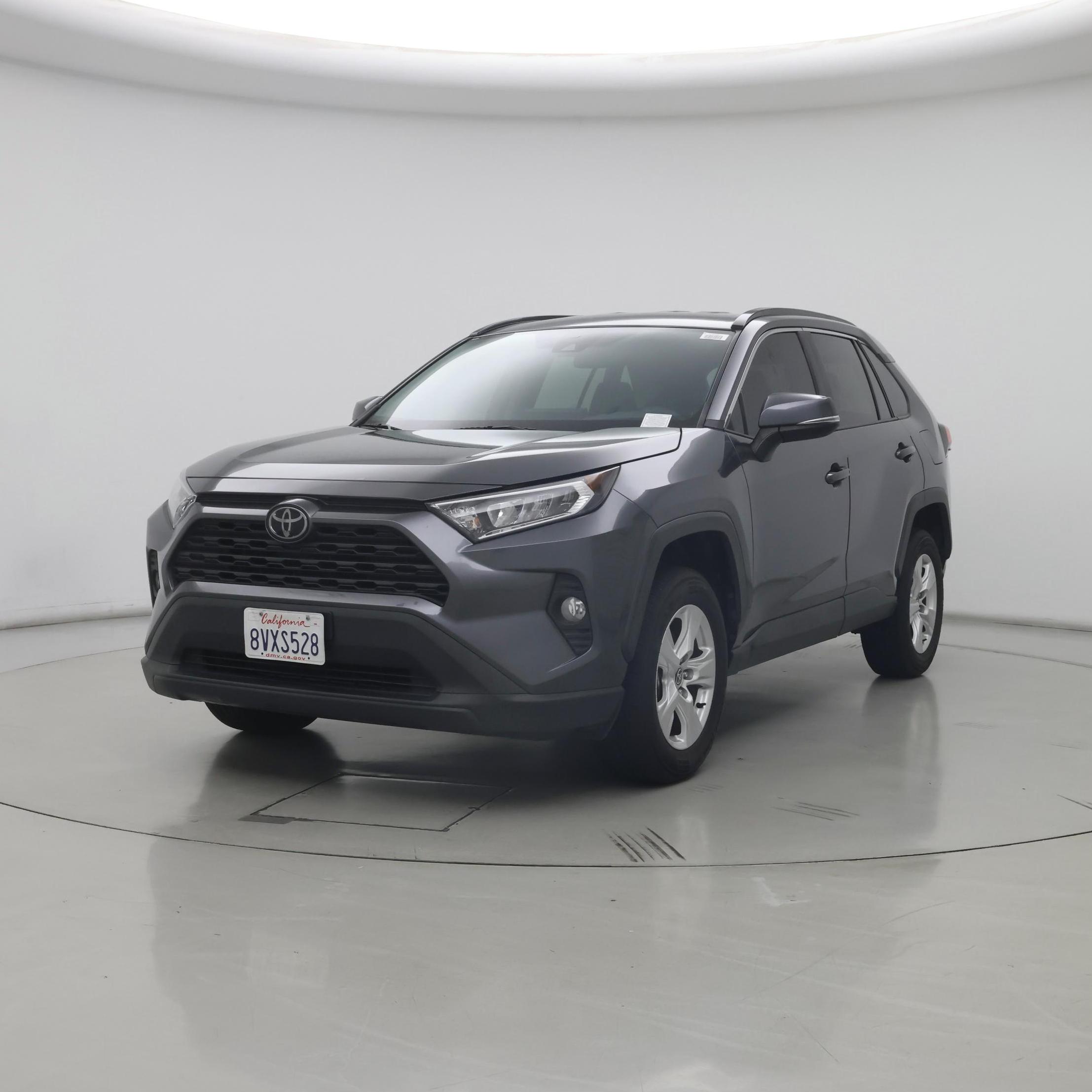 Thumbnail: 2021 Toyota RAV4 - 4