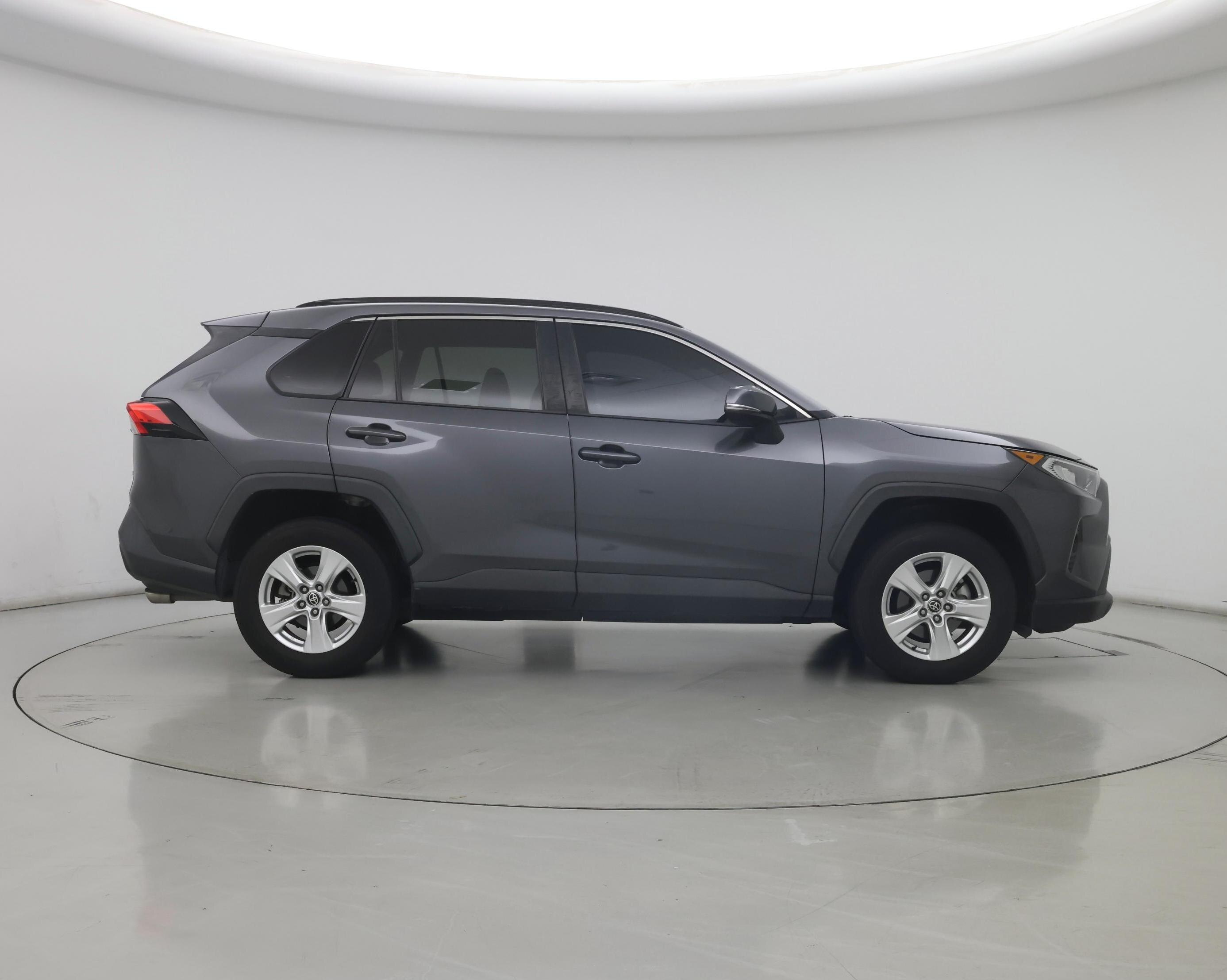 Thumbnail: 2021 Toyota RAV4 - 7