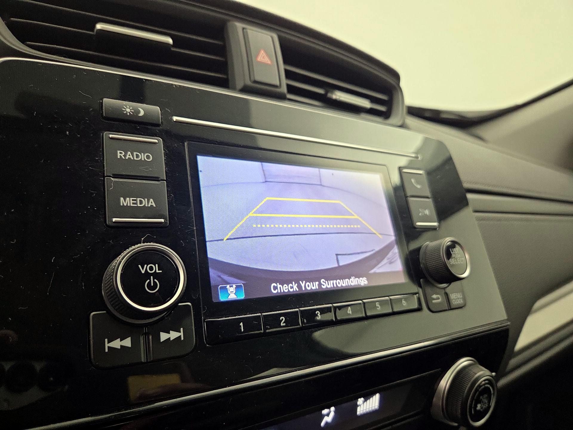 Thumbnail: 2019 Honda CR-V - 14