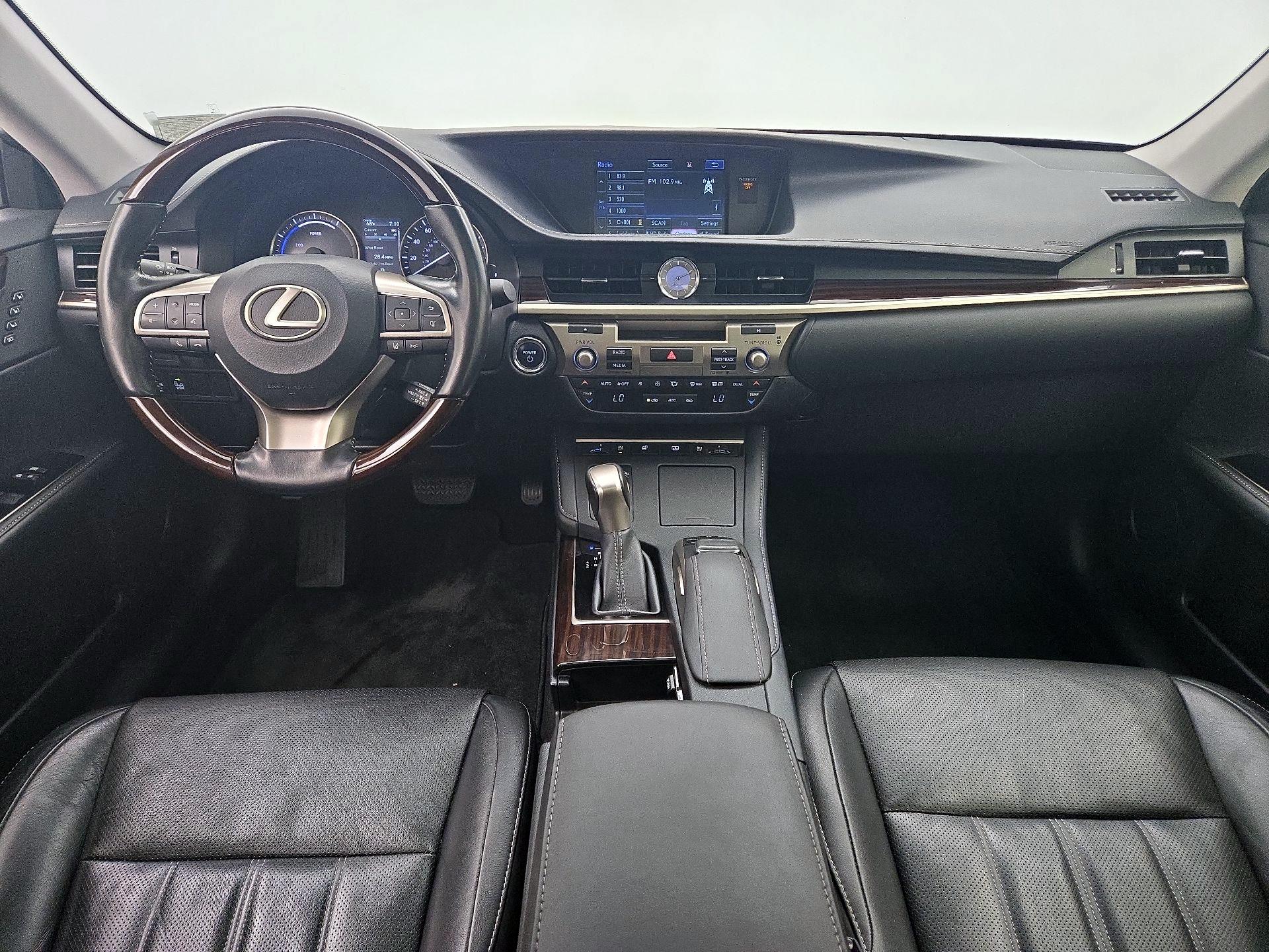 Thumbnail: 2016 Lexus ES - 9