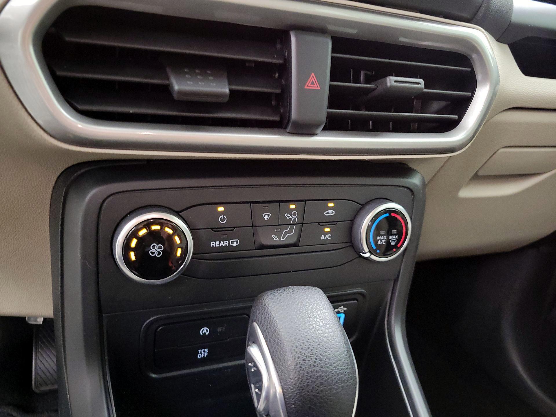 Thumbnail: 2018 Ford EcoSport - 16