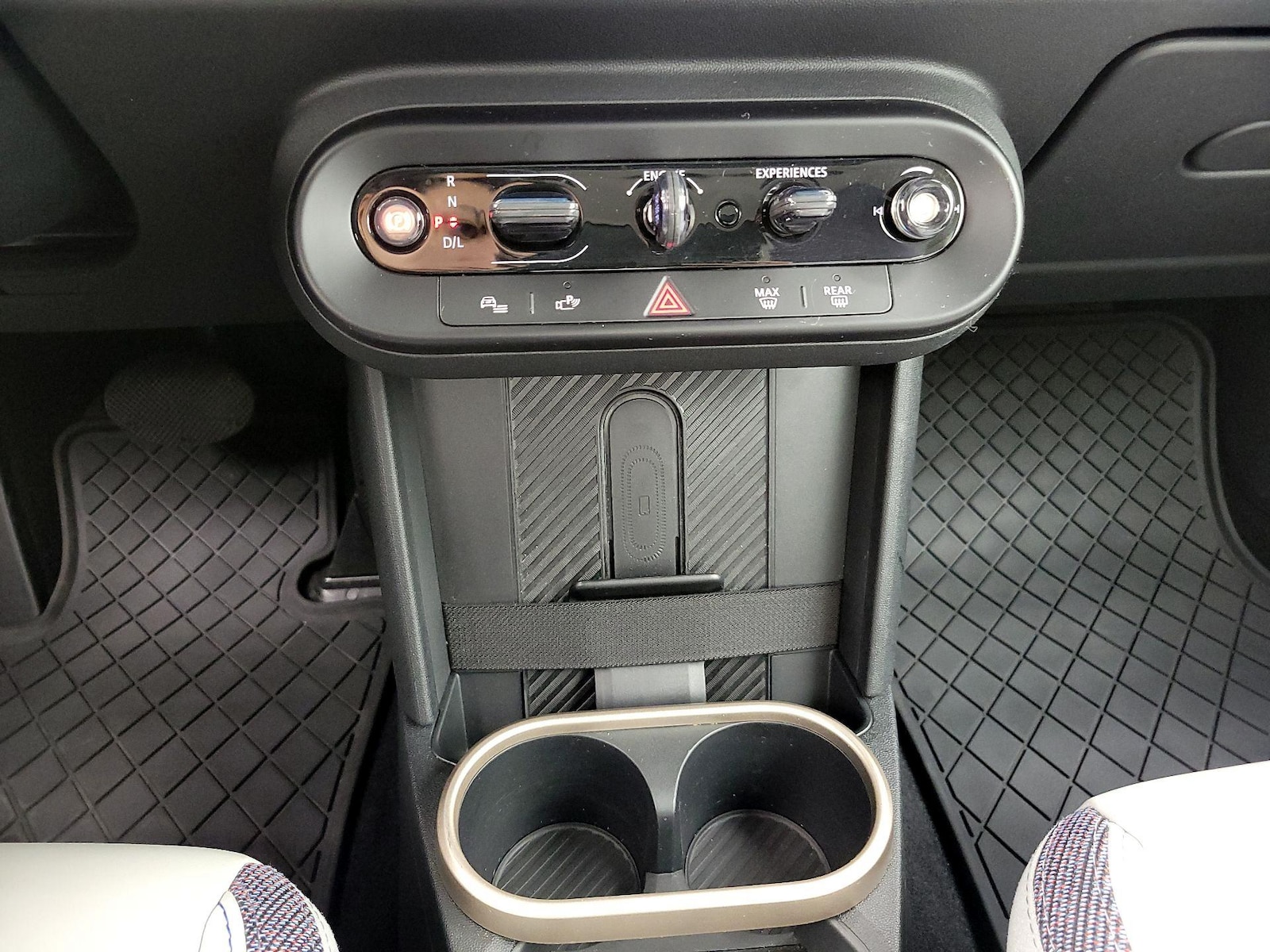 2025 MINI Hardtop 2 Door S - Photo 17