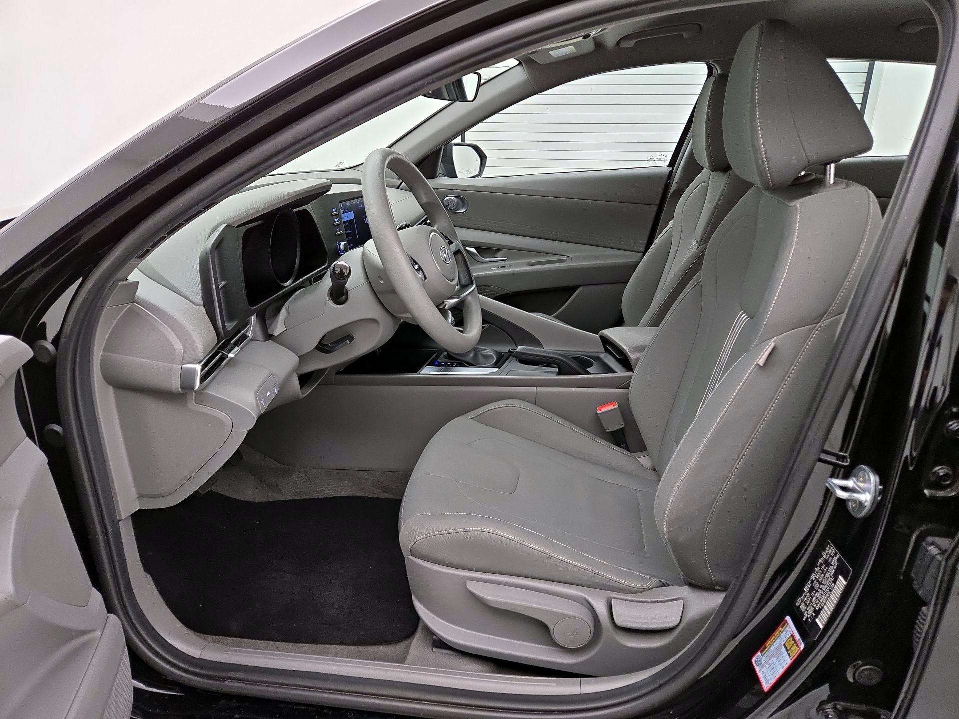 Thumbnail: 2023 Hyundai Elantra - 11