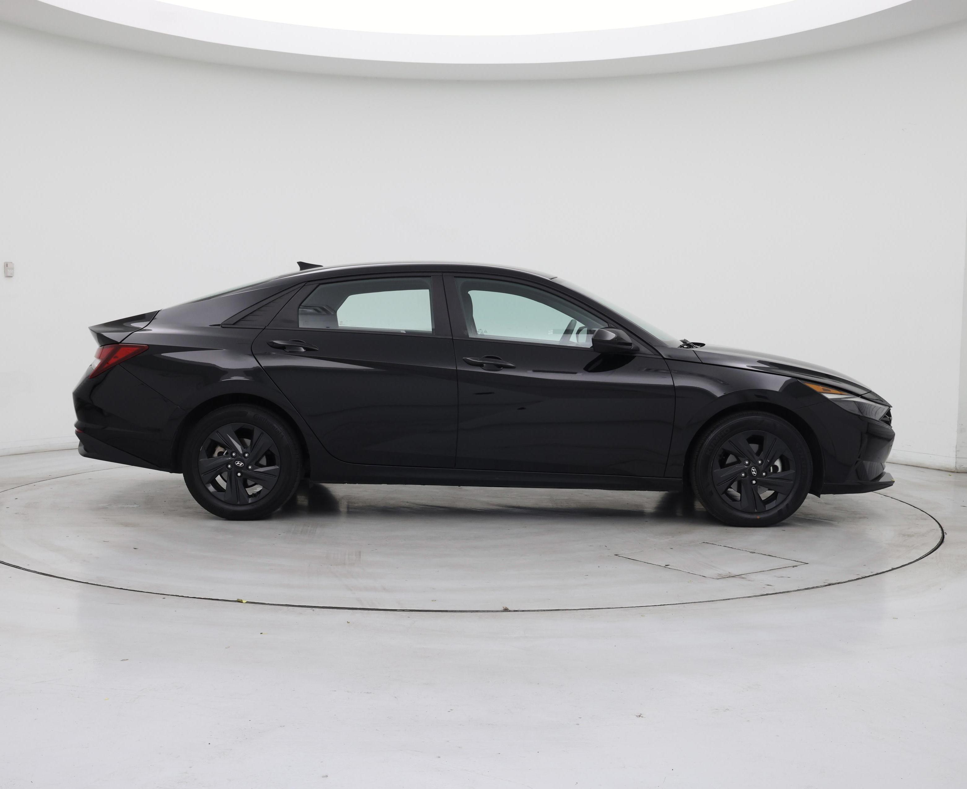 Thumbnail: 2023 Hyundai Elantra - 7