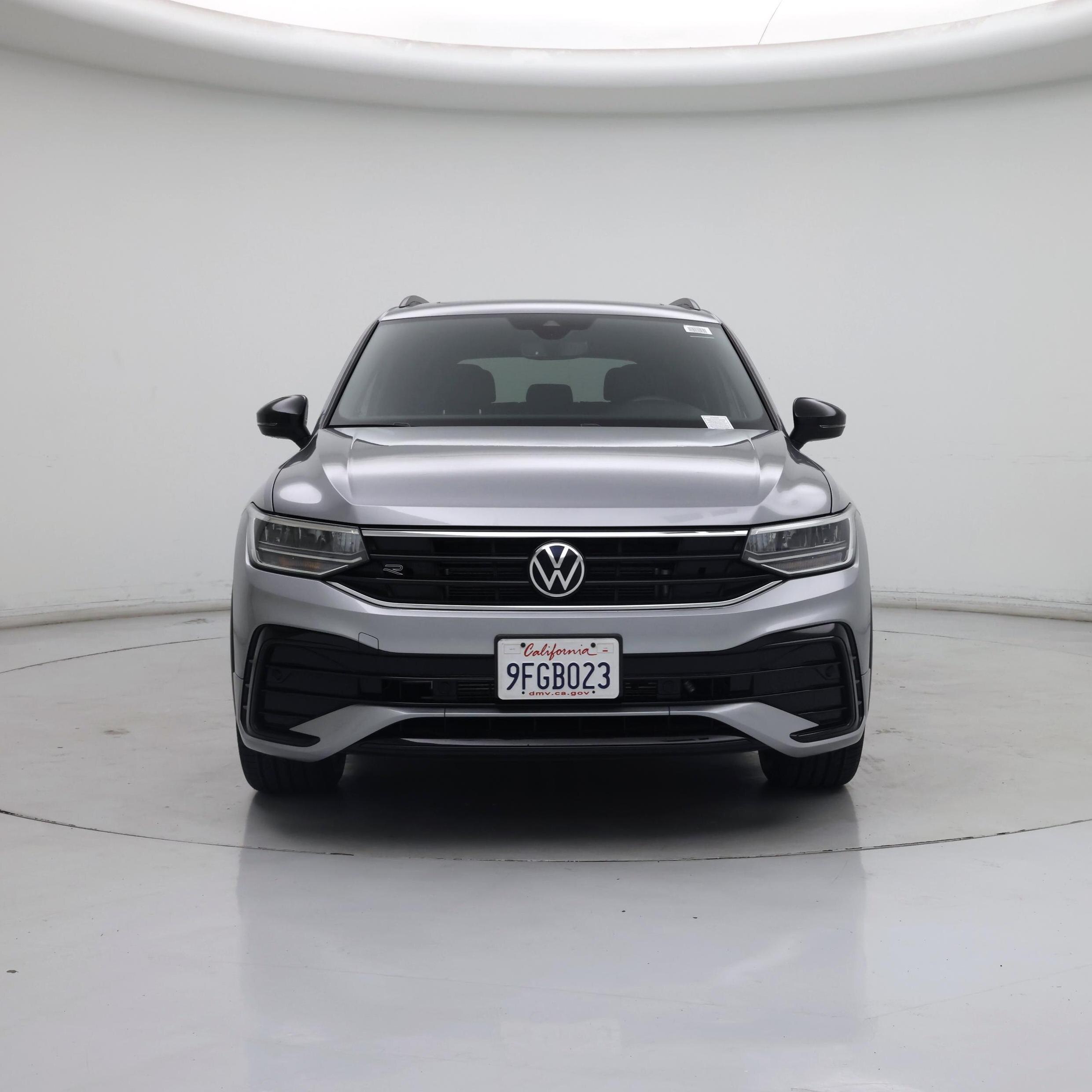 Thumbnail: 2023 Volkswagen Tiguan - 5