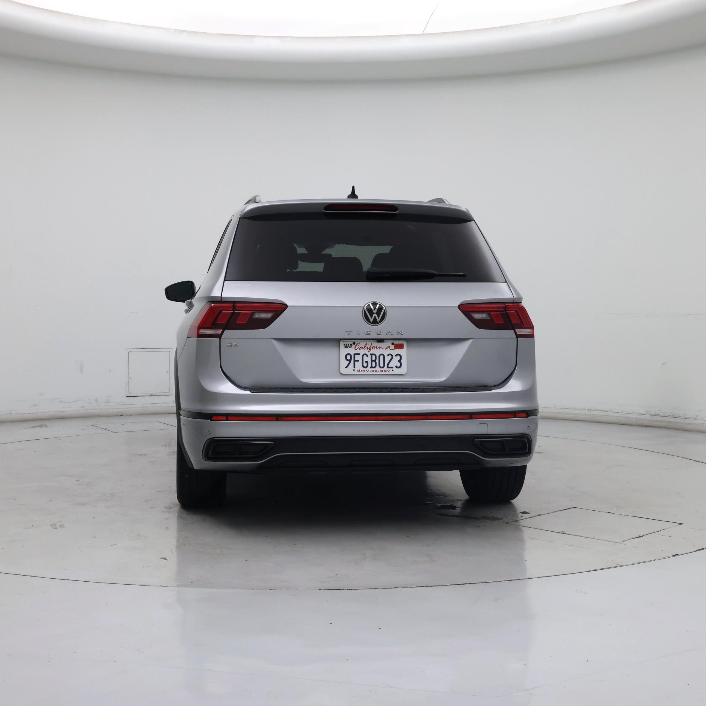 Thumbnail: 2023 Volkswagen Tiguan - 6
