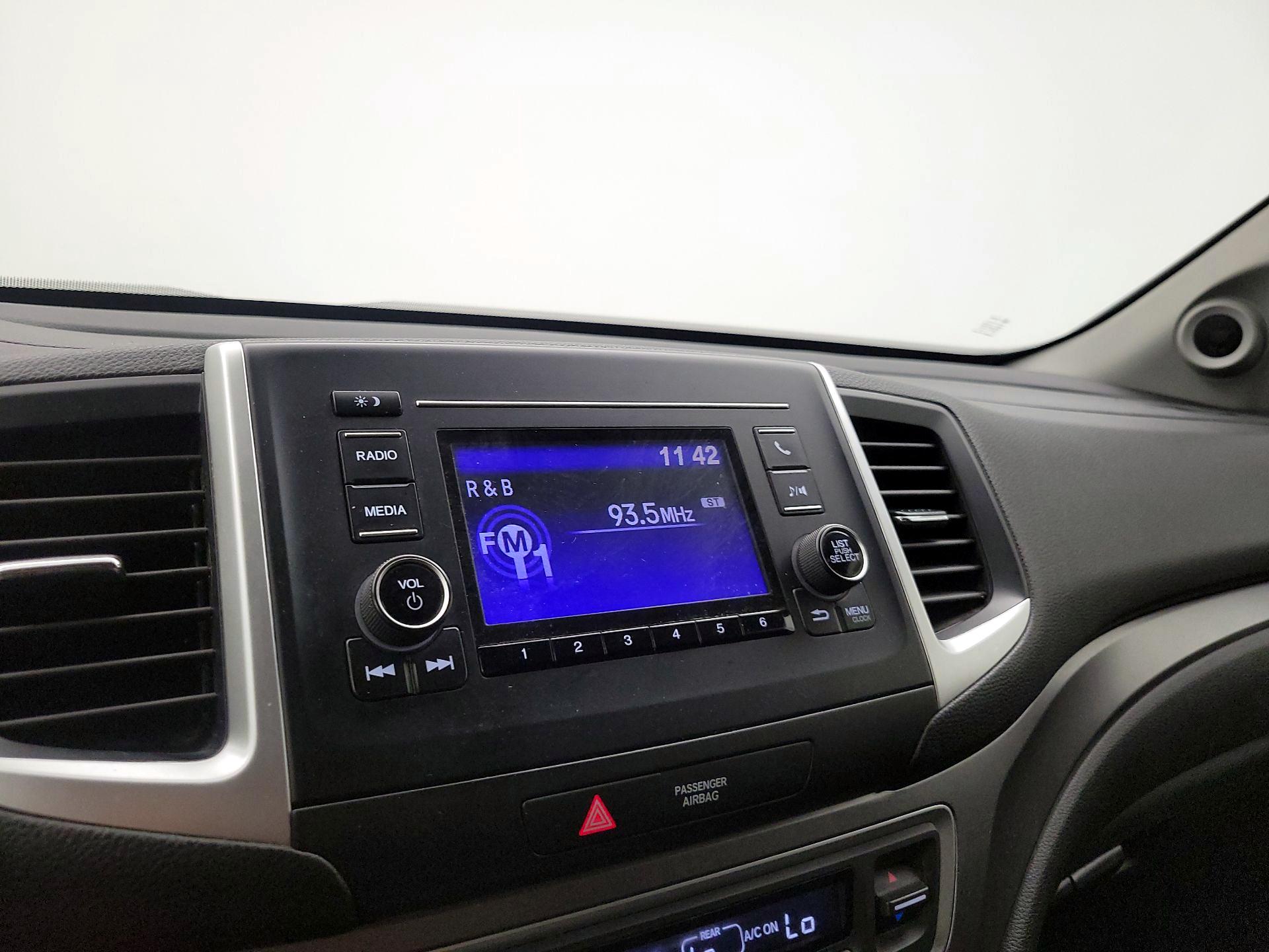 Thumbnail: 2019 Honda Ridgeline - 15