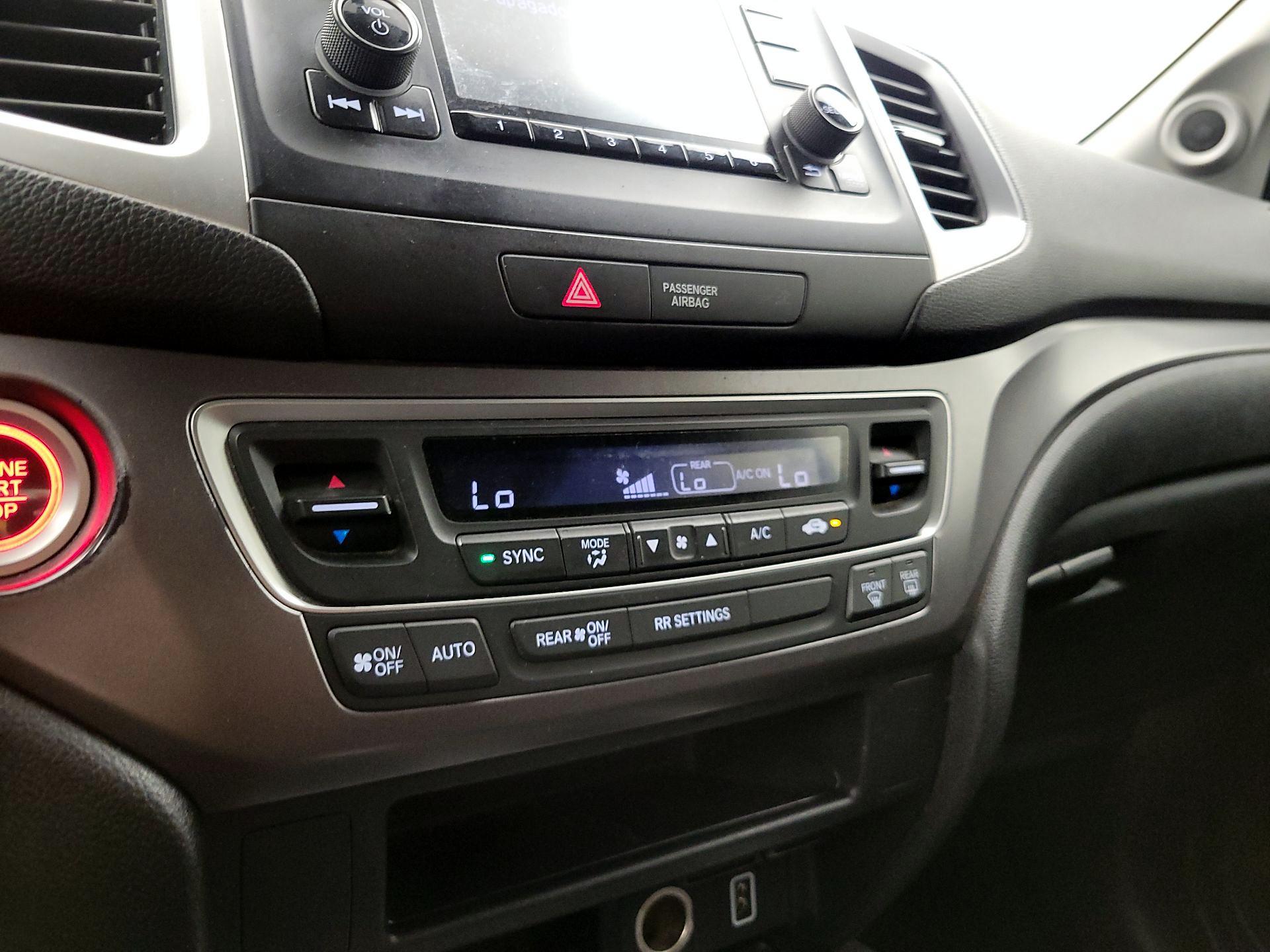 Thumbnail: 2019 Honda Ridgeline - 16