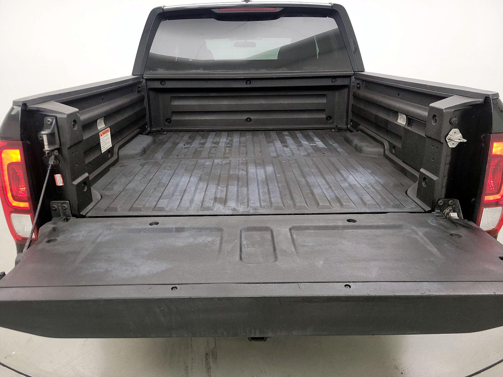 Thumbnail: 2019 Honda Ridgeline - 20