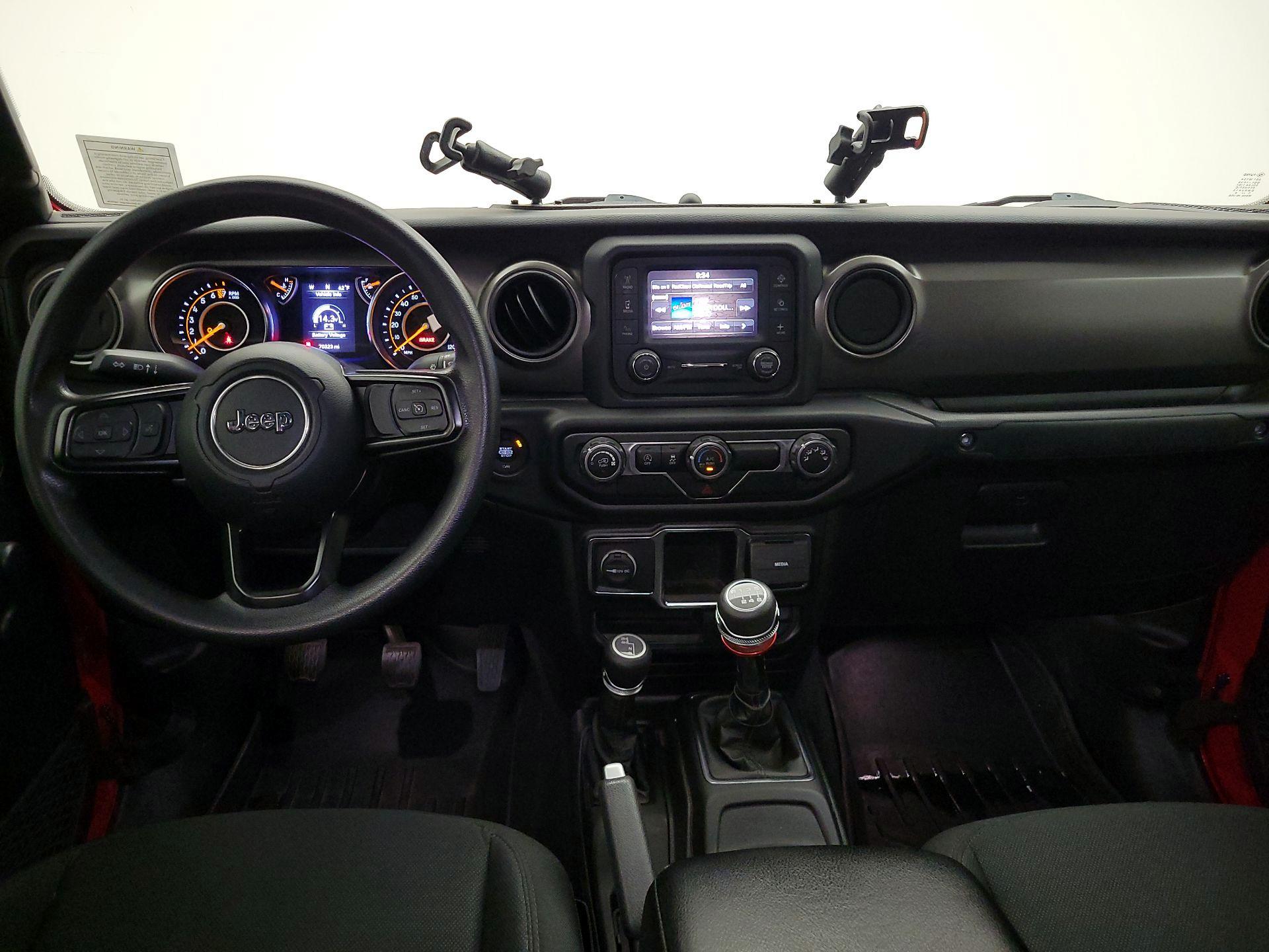 Thumbnail: 2021 Jeep Gladiator - 9