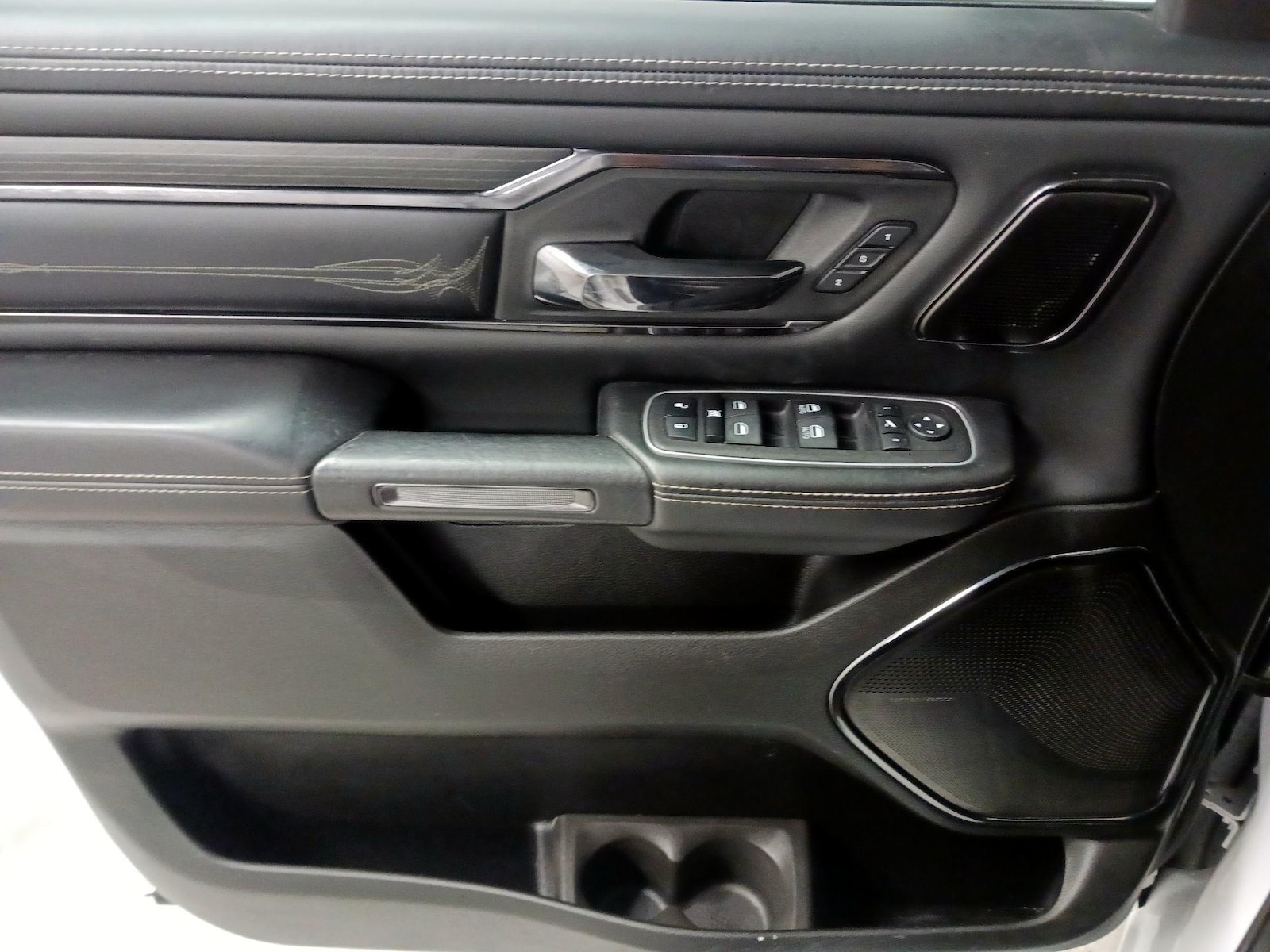 2023 RAM Ram 1500 Pickup Limited - Photo 13