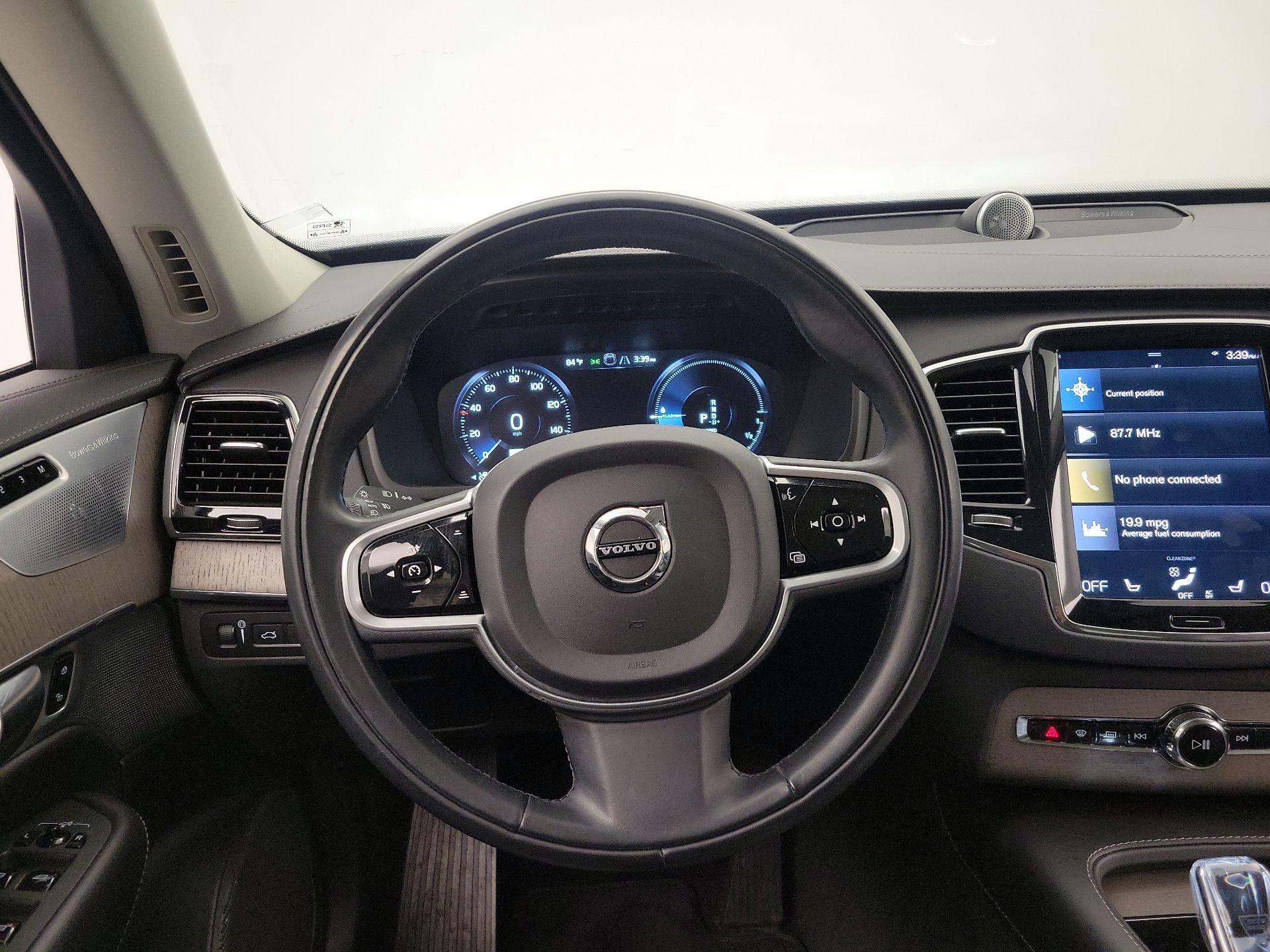 Thumbnail: 2022 Volvo XC90 - 10