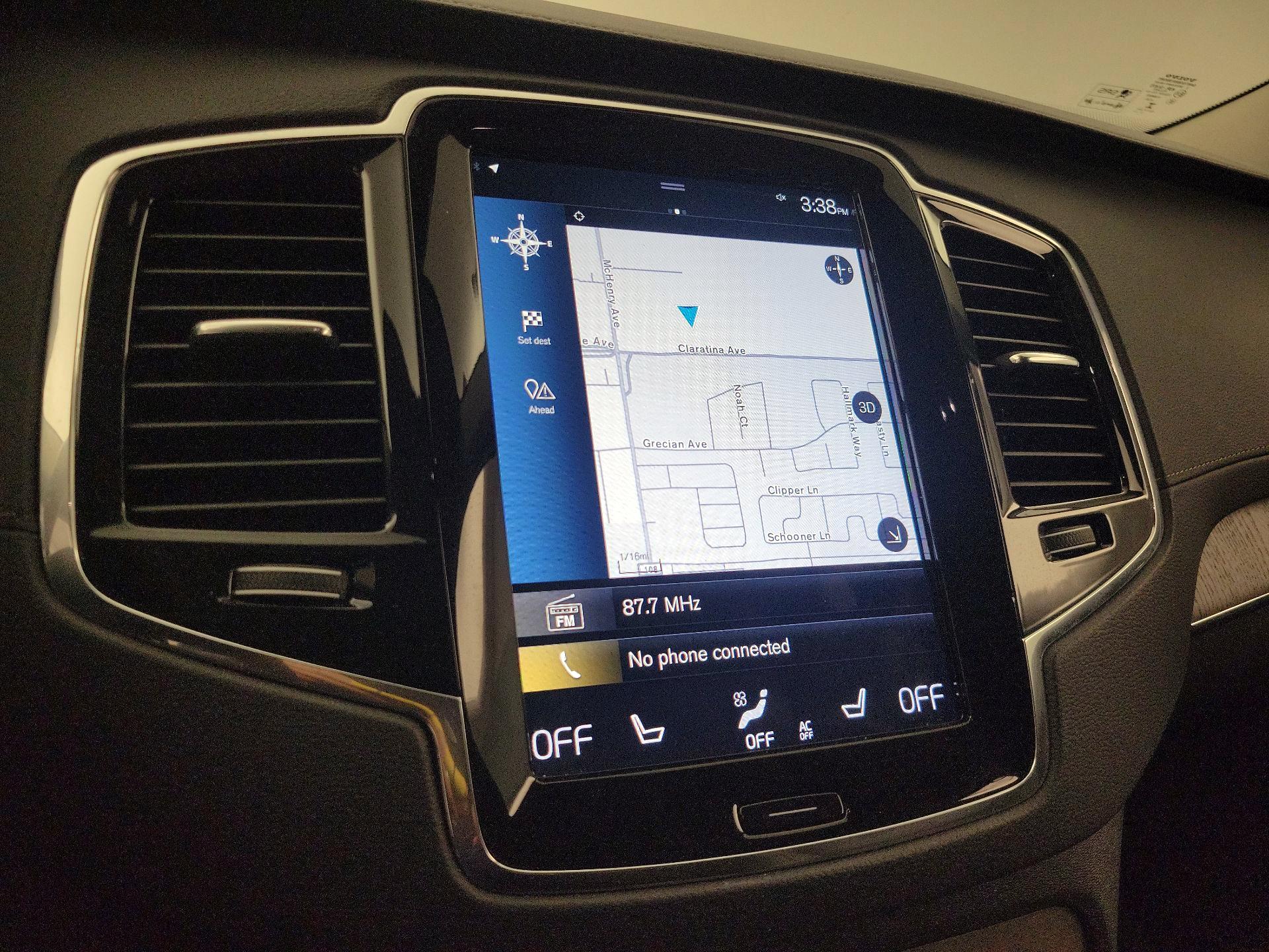 Thumbnail: 2022 Volvo XC90 - 14