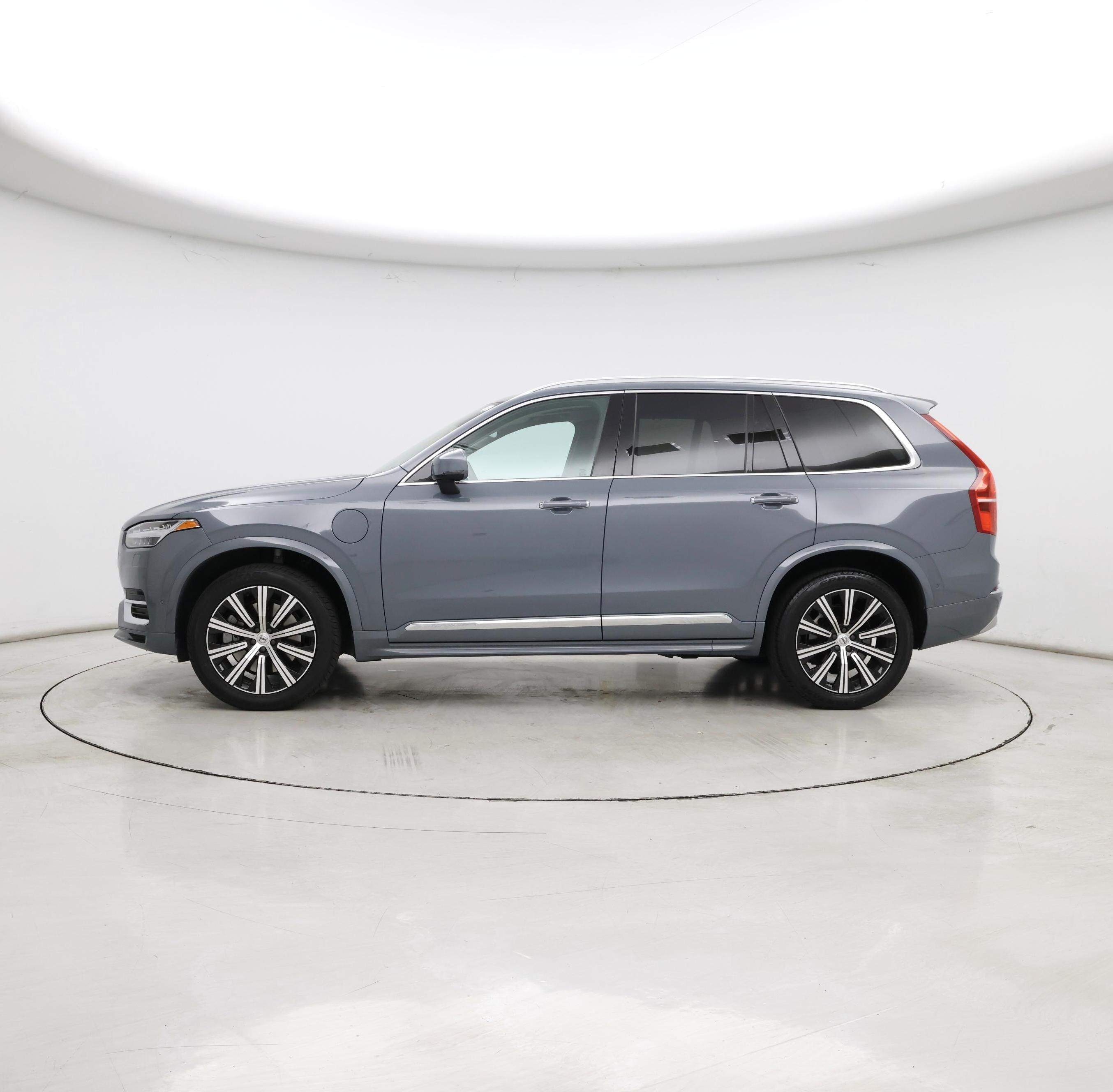 Thumbnail: 2022 Volvo XC90 - 3