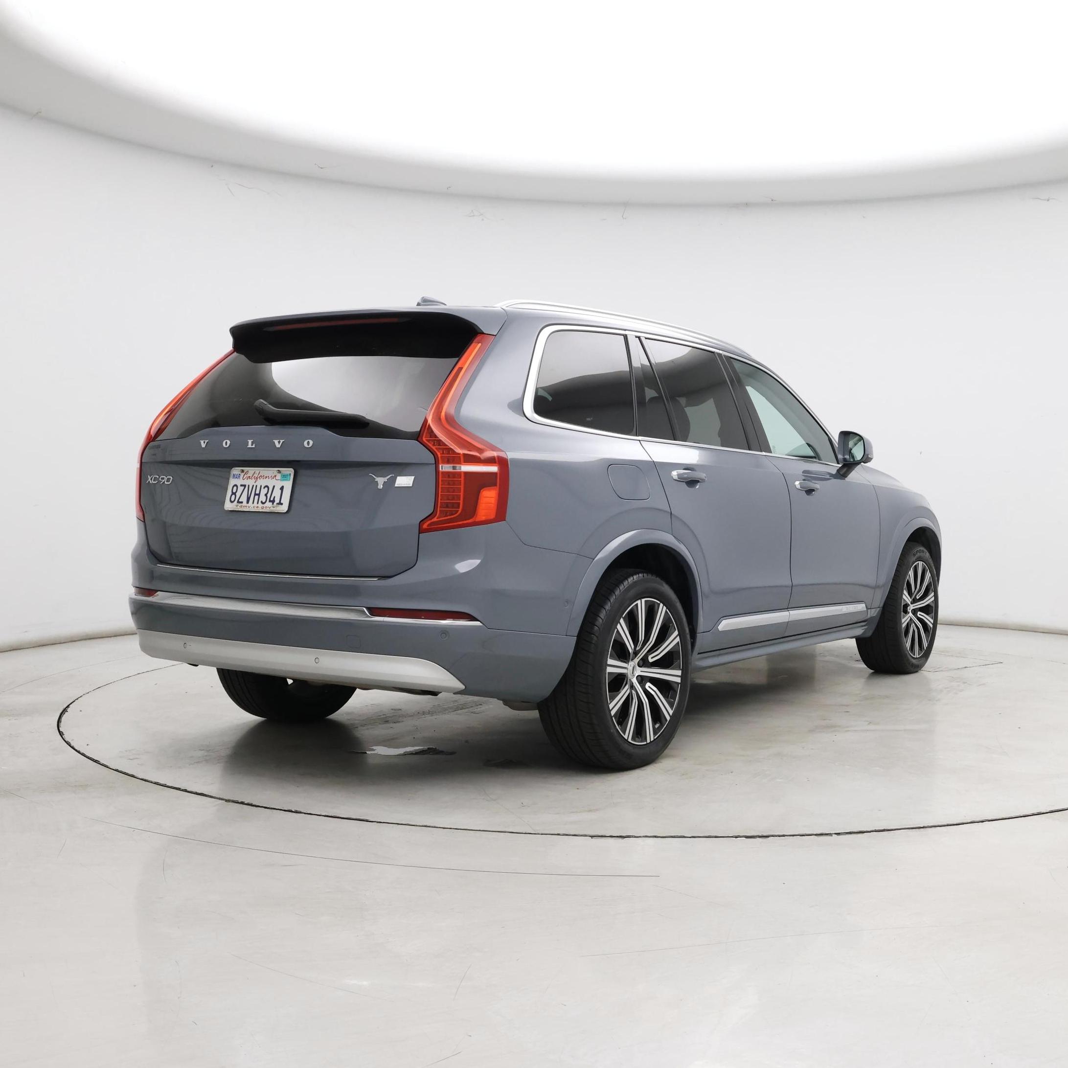 Thumbnail: 2022 Volvo XC90 - 8