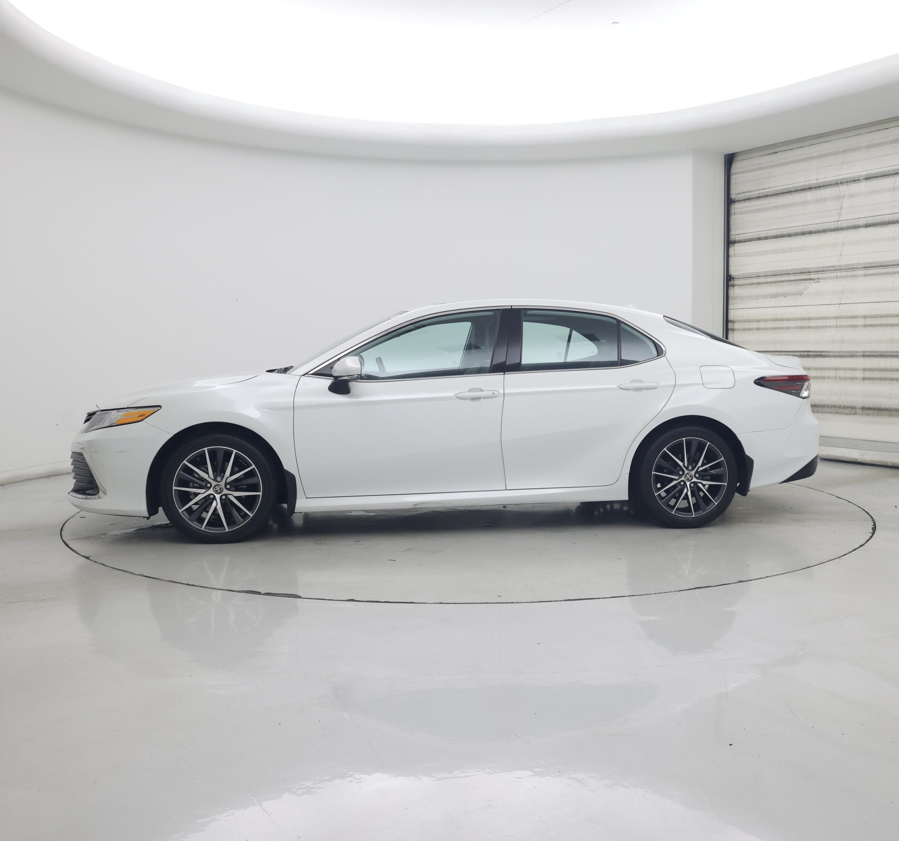 Thumbnail: 2024 Toyota Camry - 3