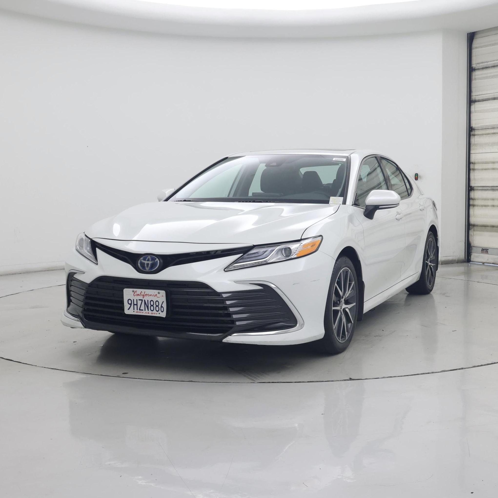 Thumbnail: 2024 Toyota Camry - 4
