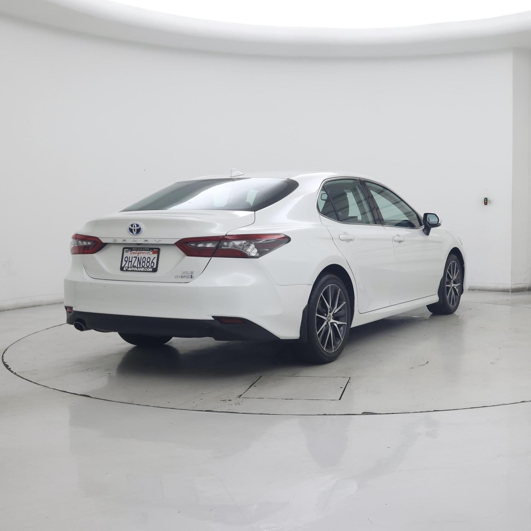 Thumbnail: 2024 Toyota Camry - 8
