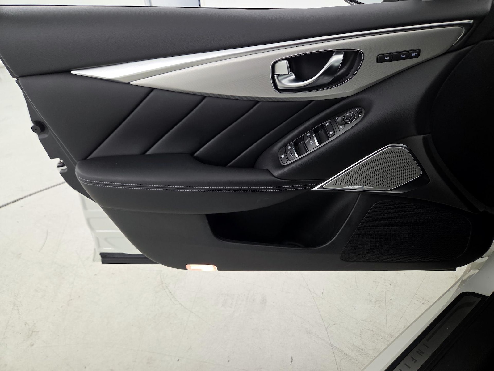 2023 INFINITI Q50 LUXE - Photo 13